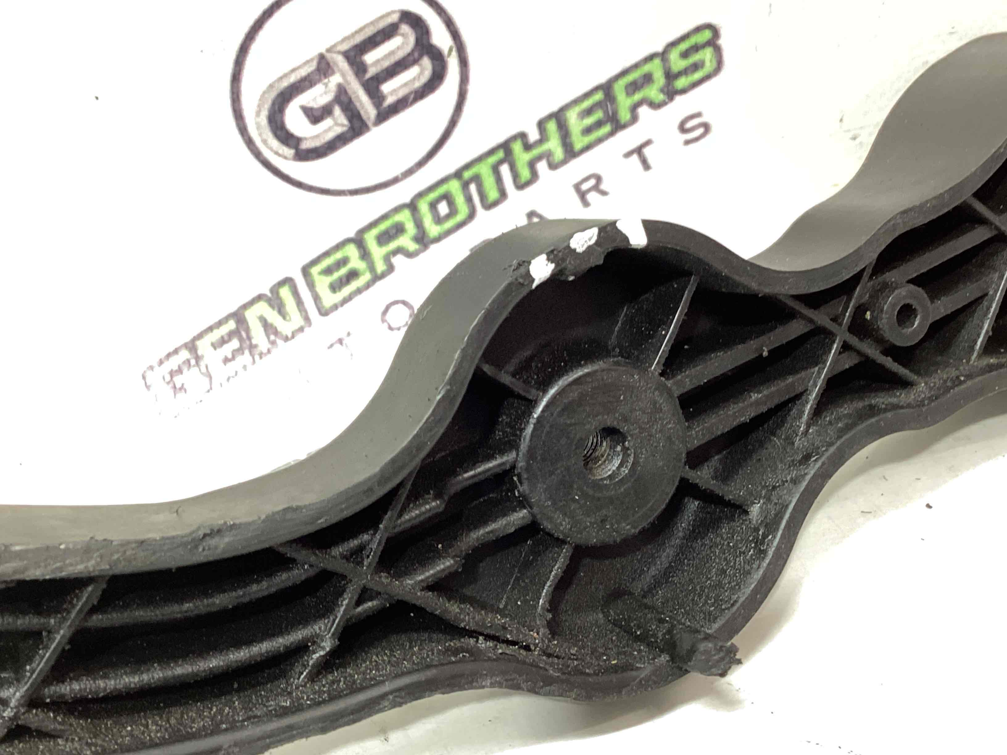 Кріплення, кронштейн