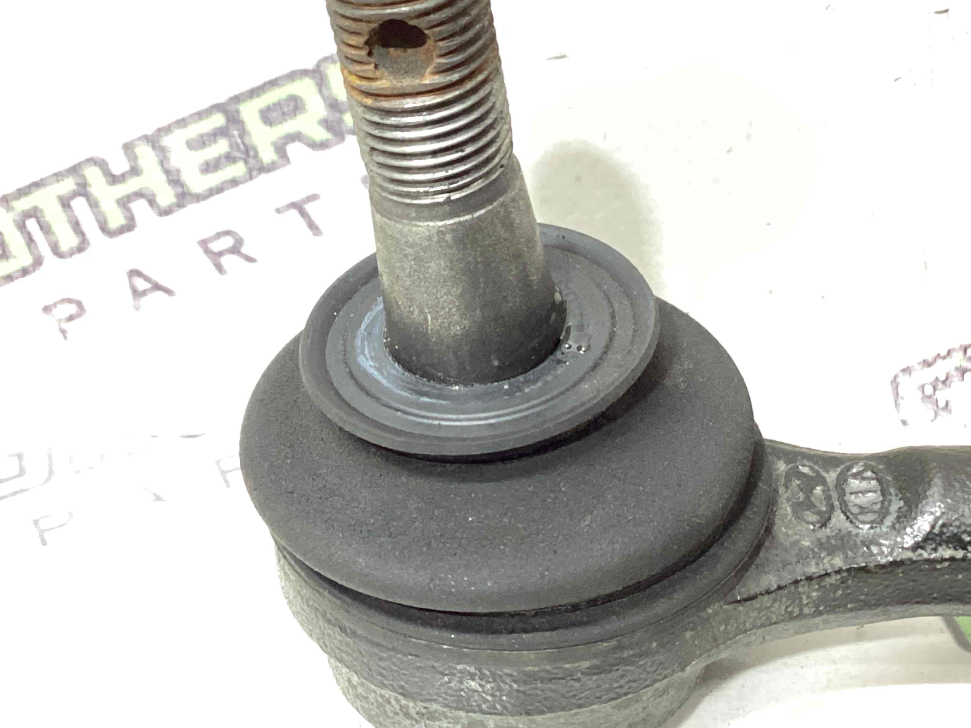 Важіль задній правий