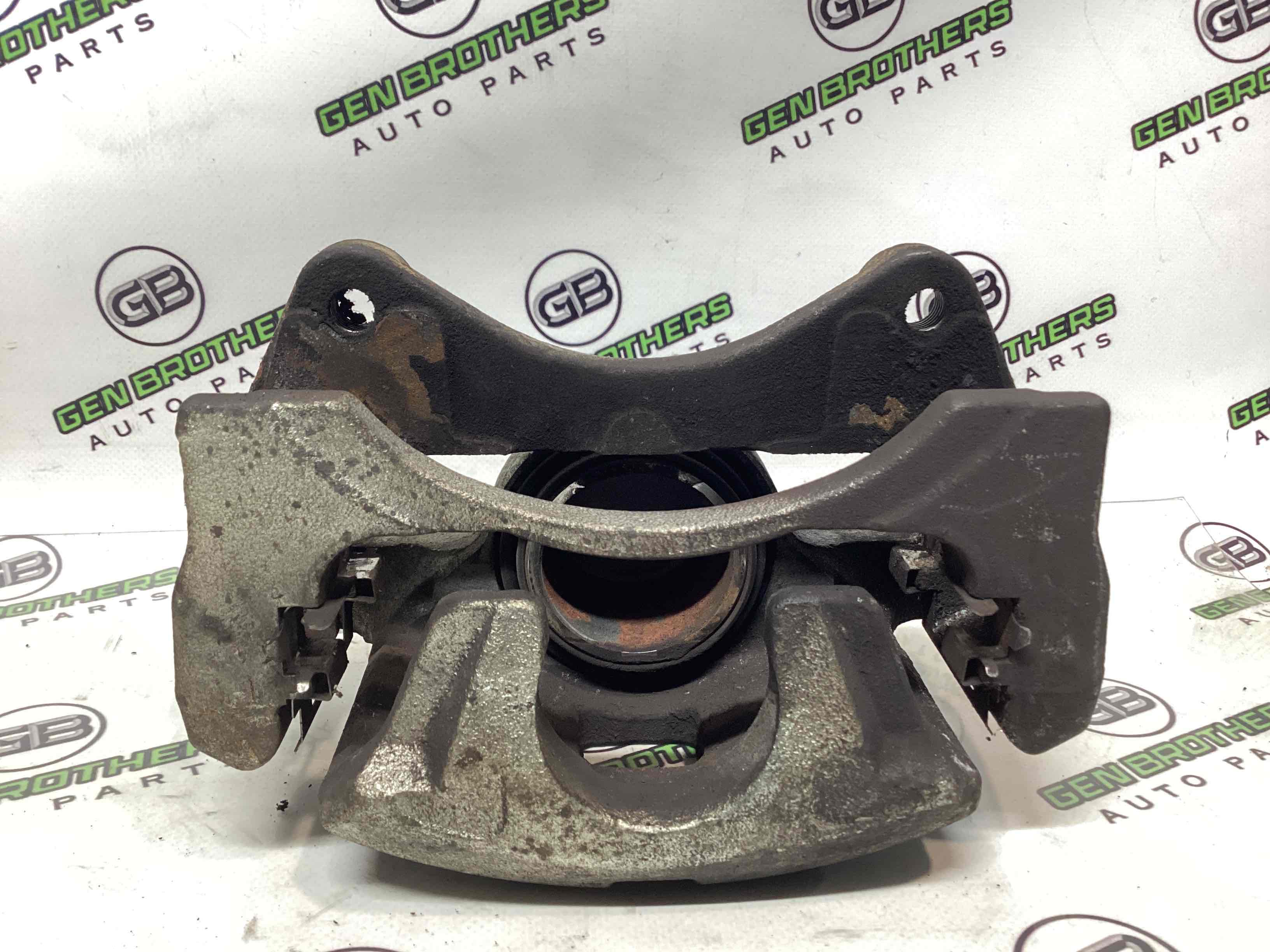 Супорт передній лівий