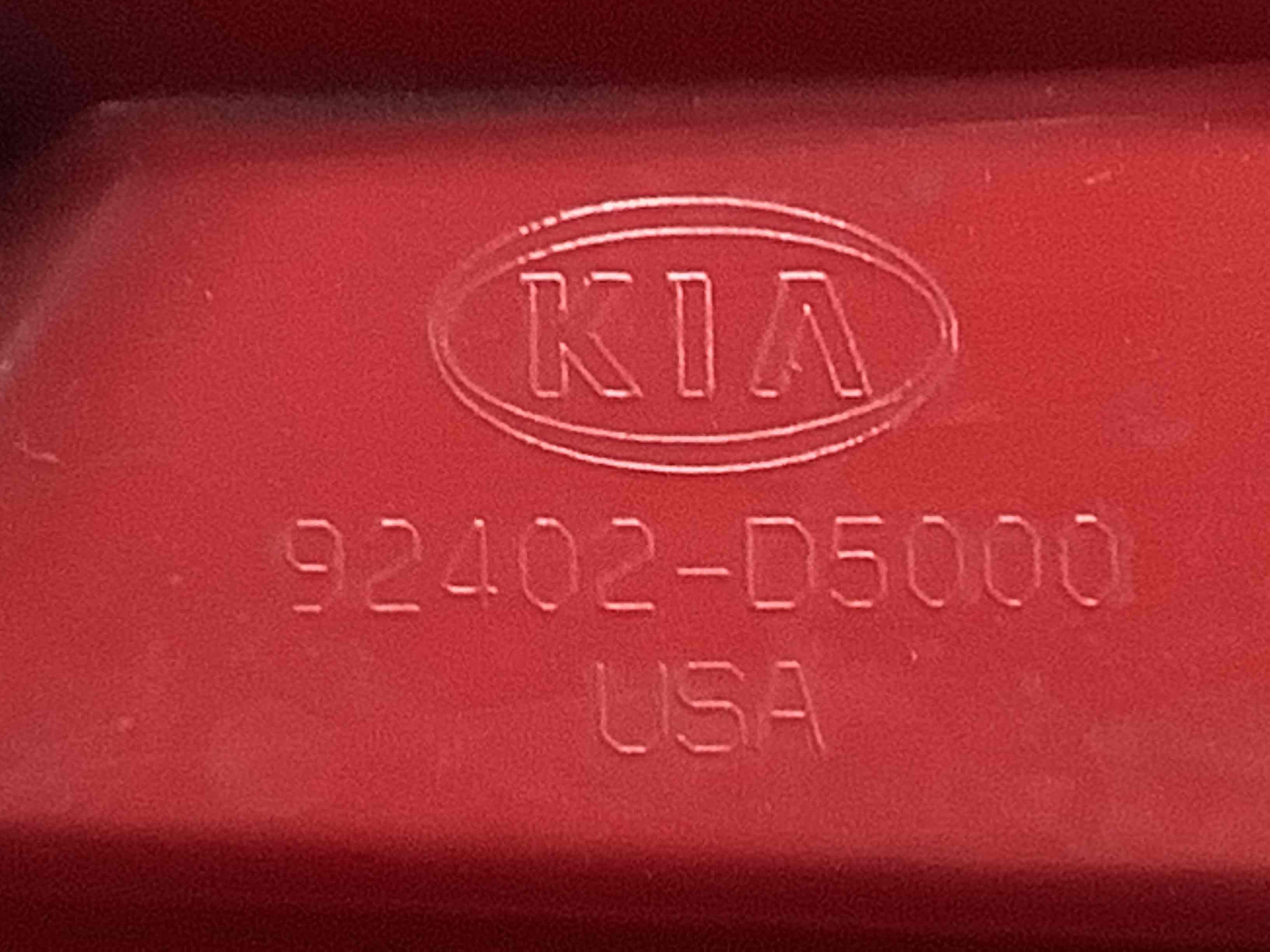 Фонарь задний правый