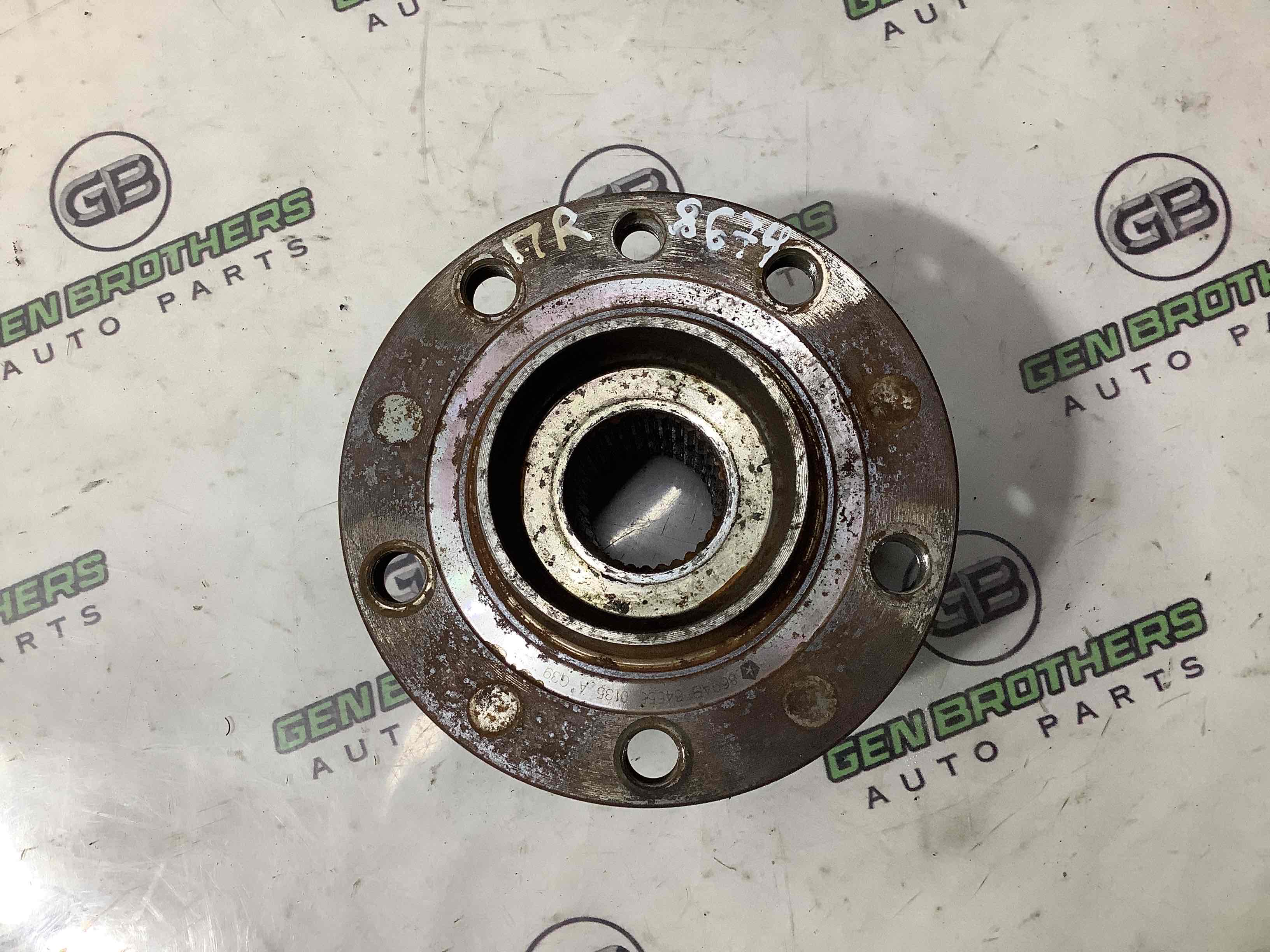 Ступиця передня