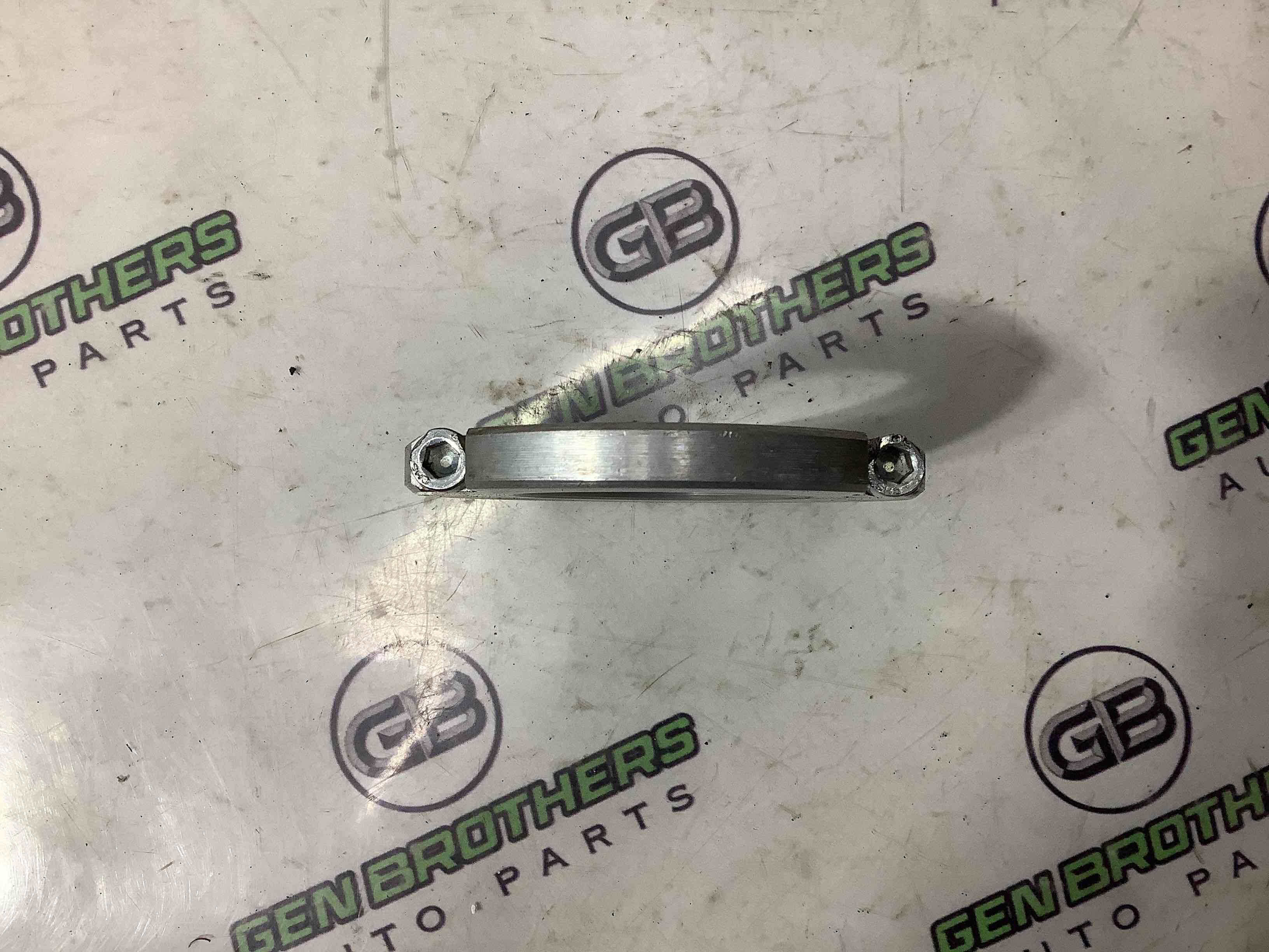 Опора переднього амортизатора