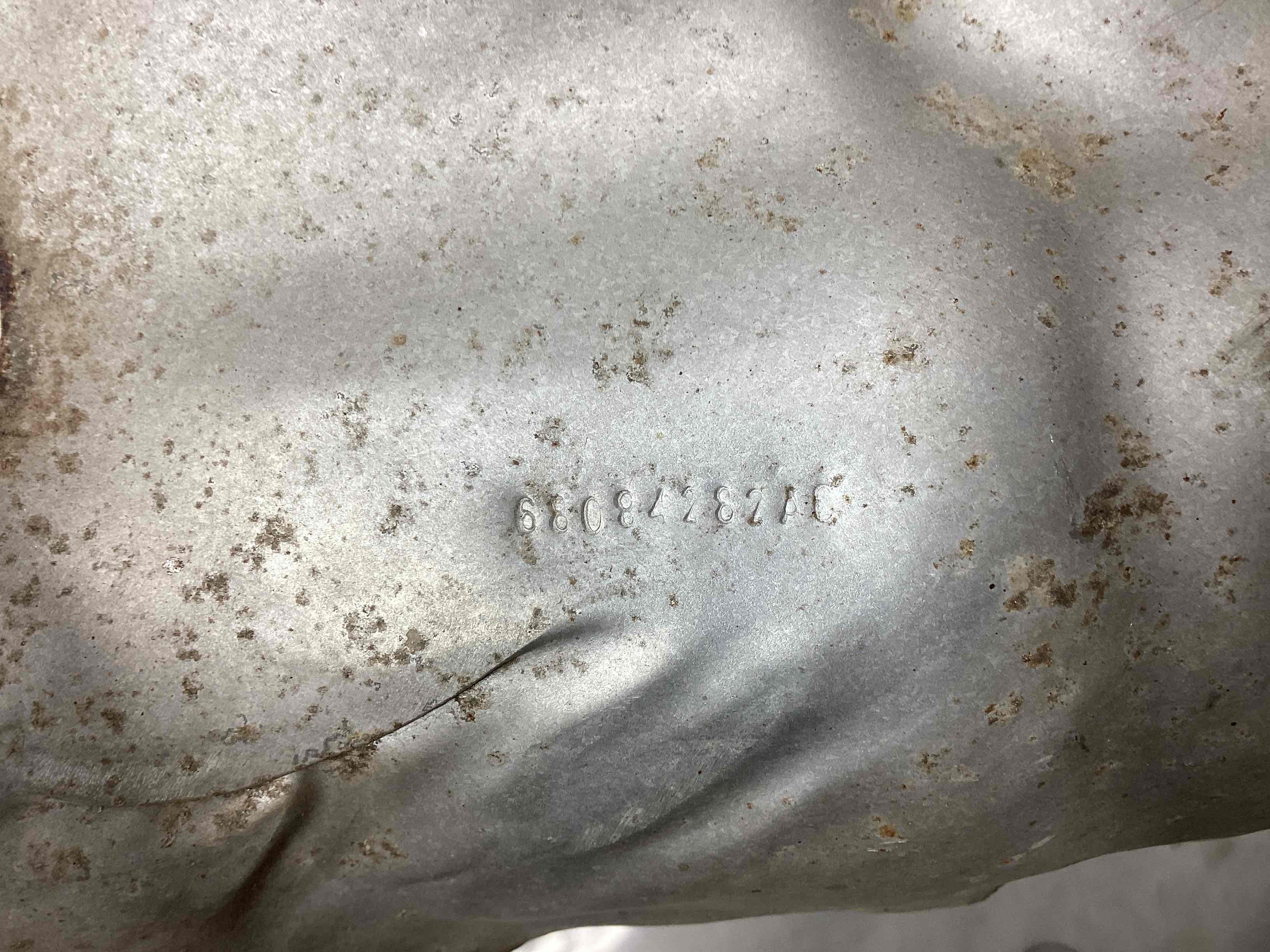 Теплоекран, пластикові ізолятори