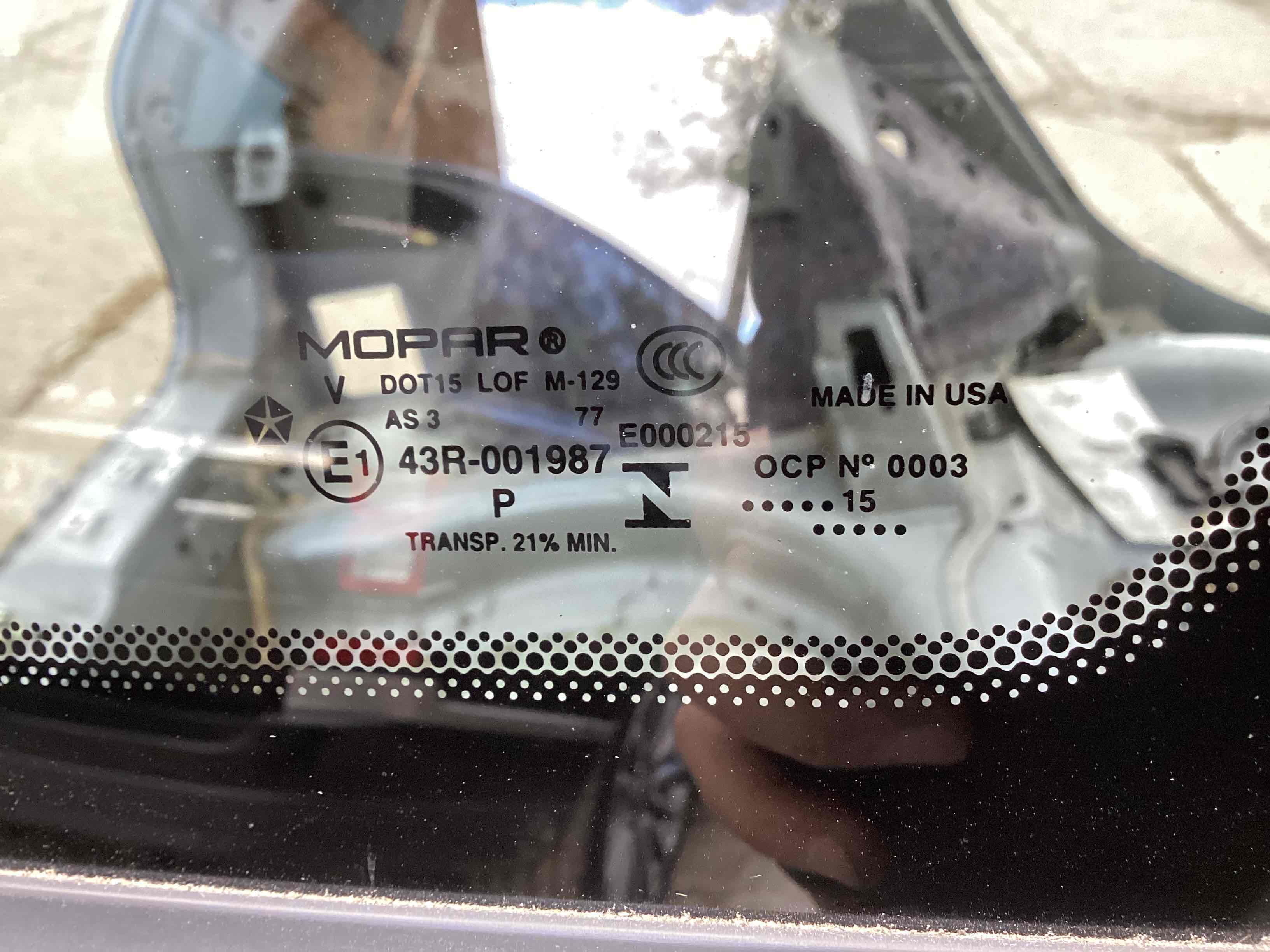 Скло кузова праве