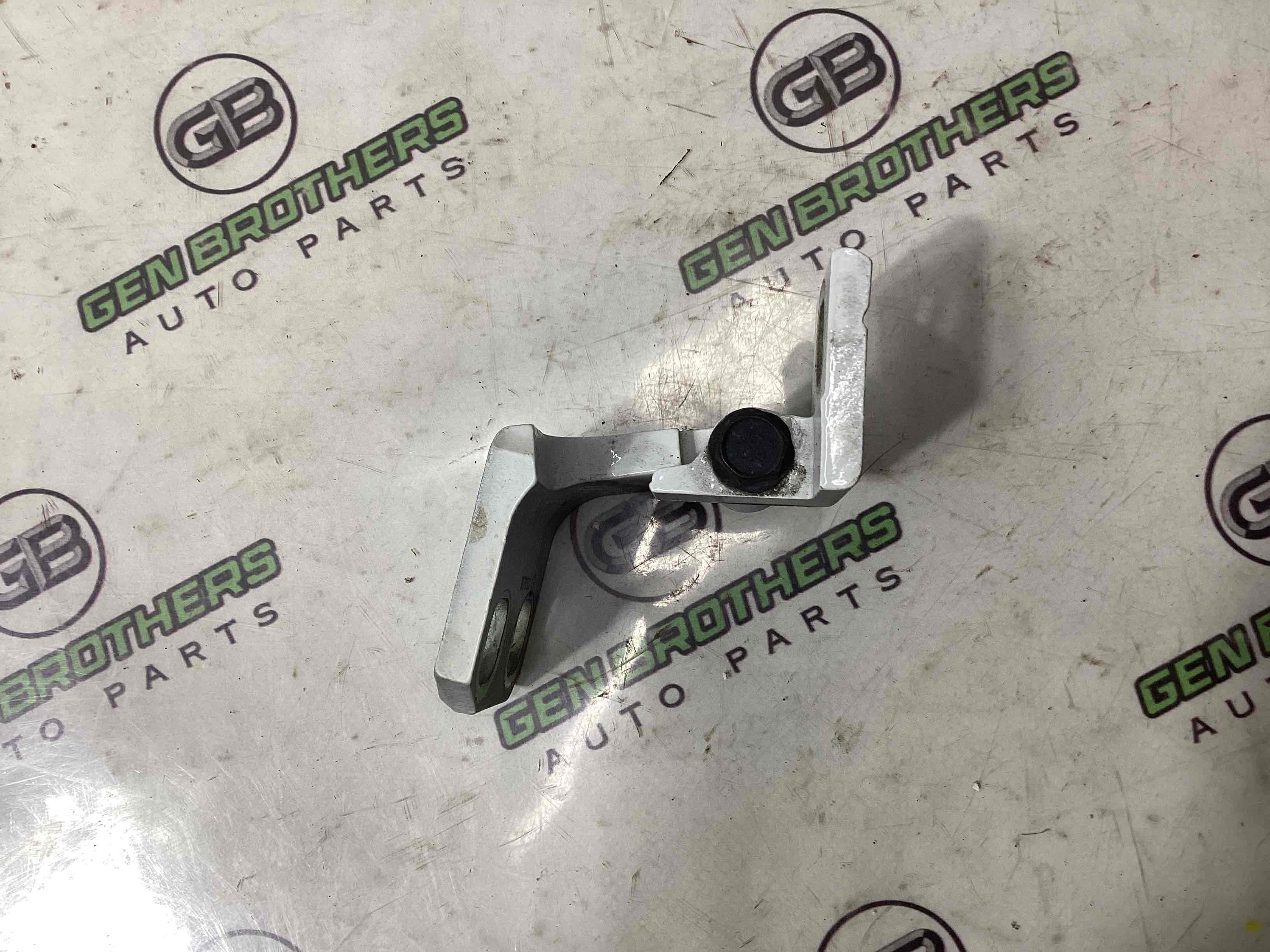 Петля двері, замок двері