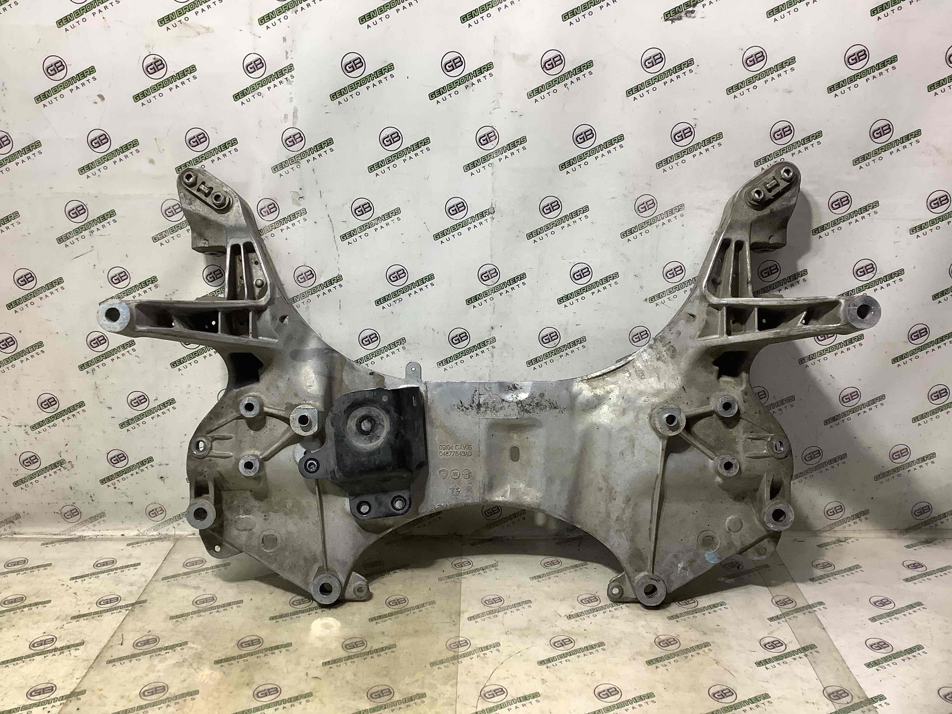 Балка підвіски передня підрамник