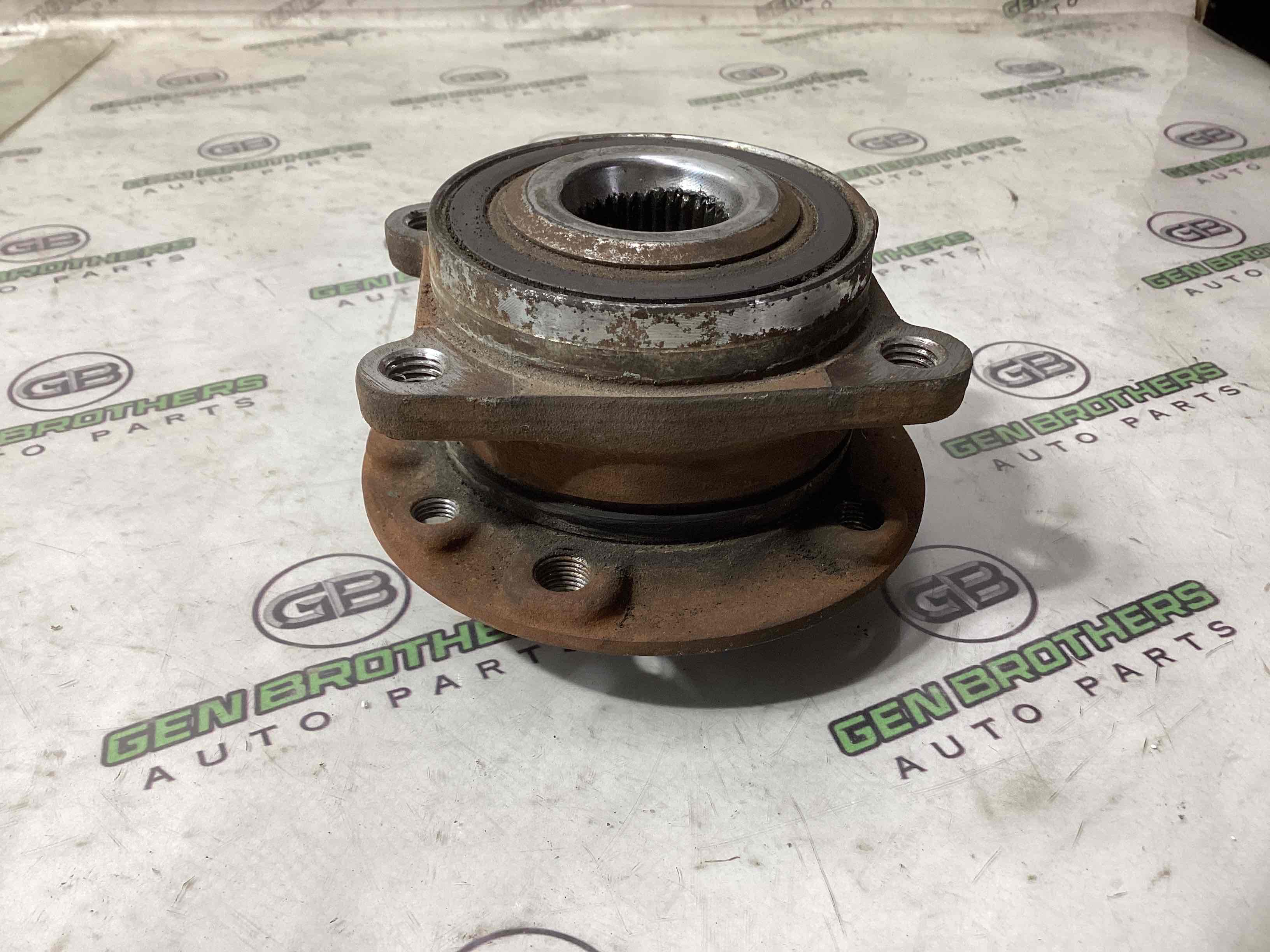 Ступиця задня