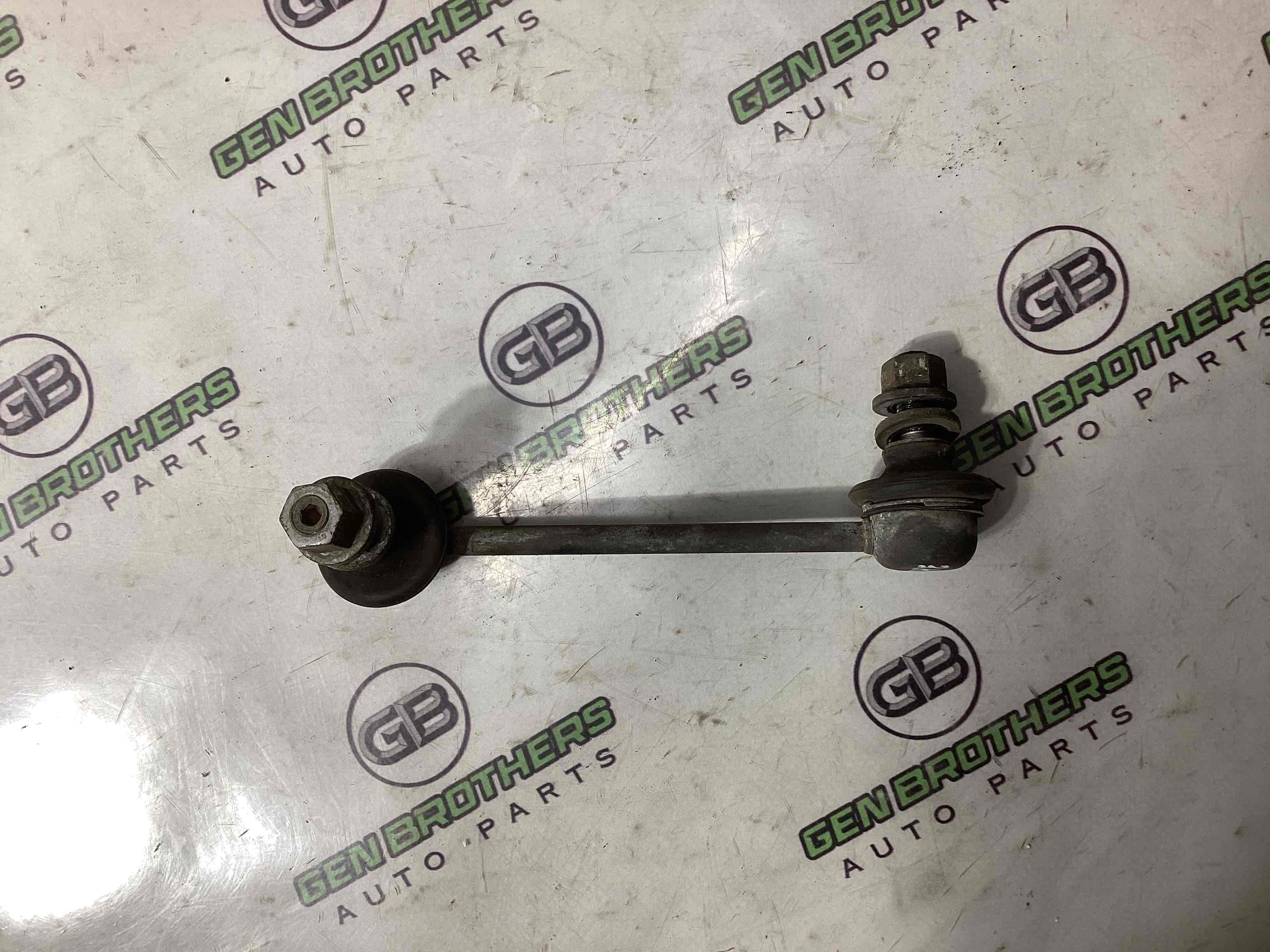 Стійка стабілізатора