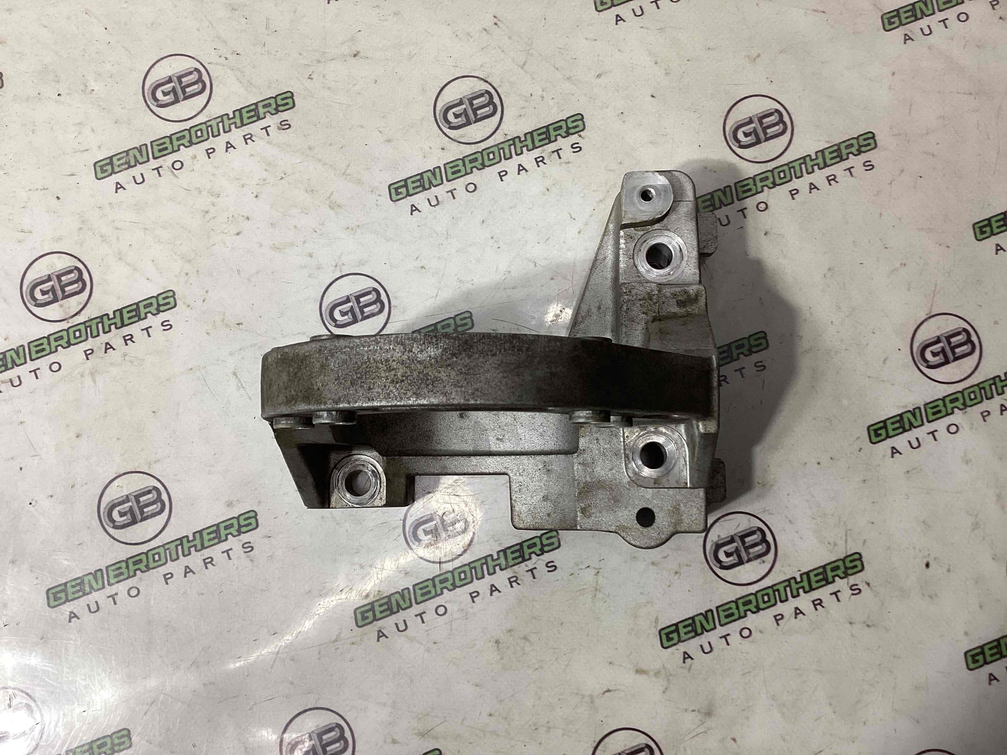 Кронштейн редуктора