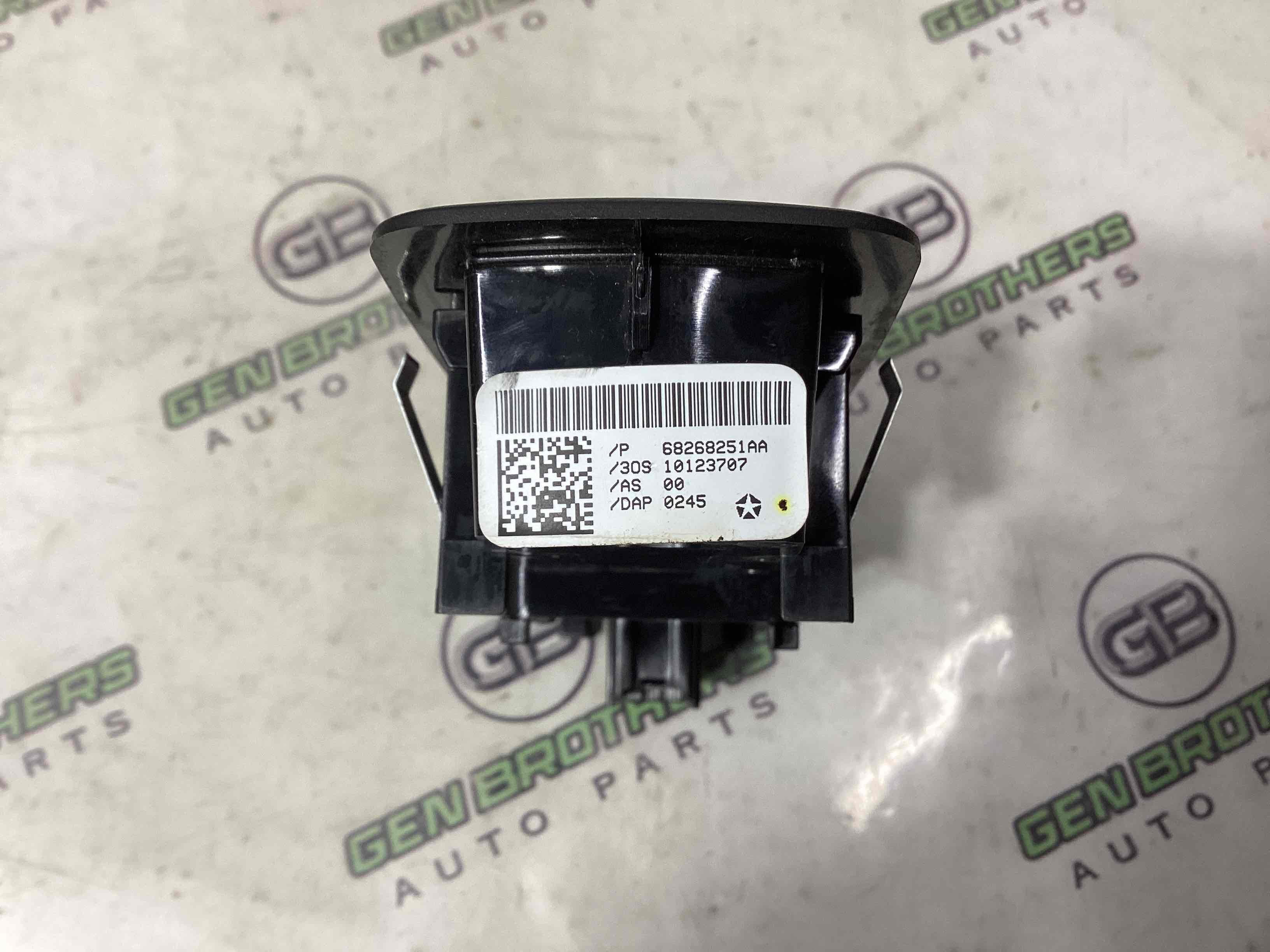 Кнопки керування склопідйомниками