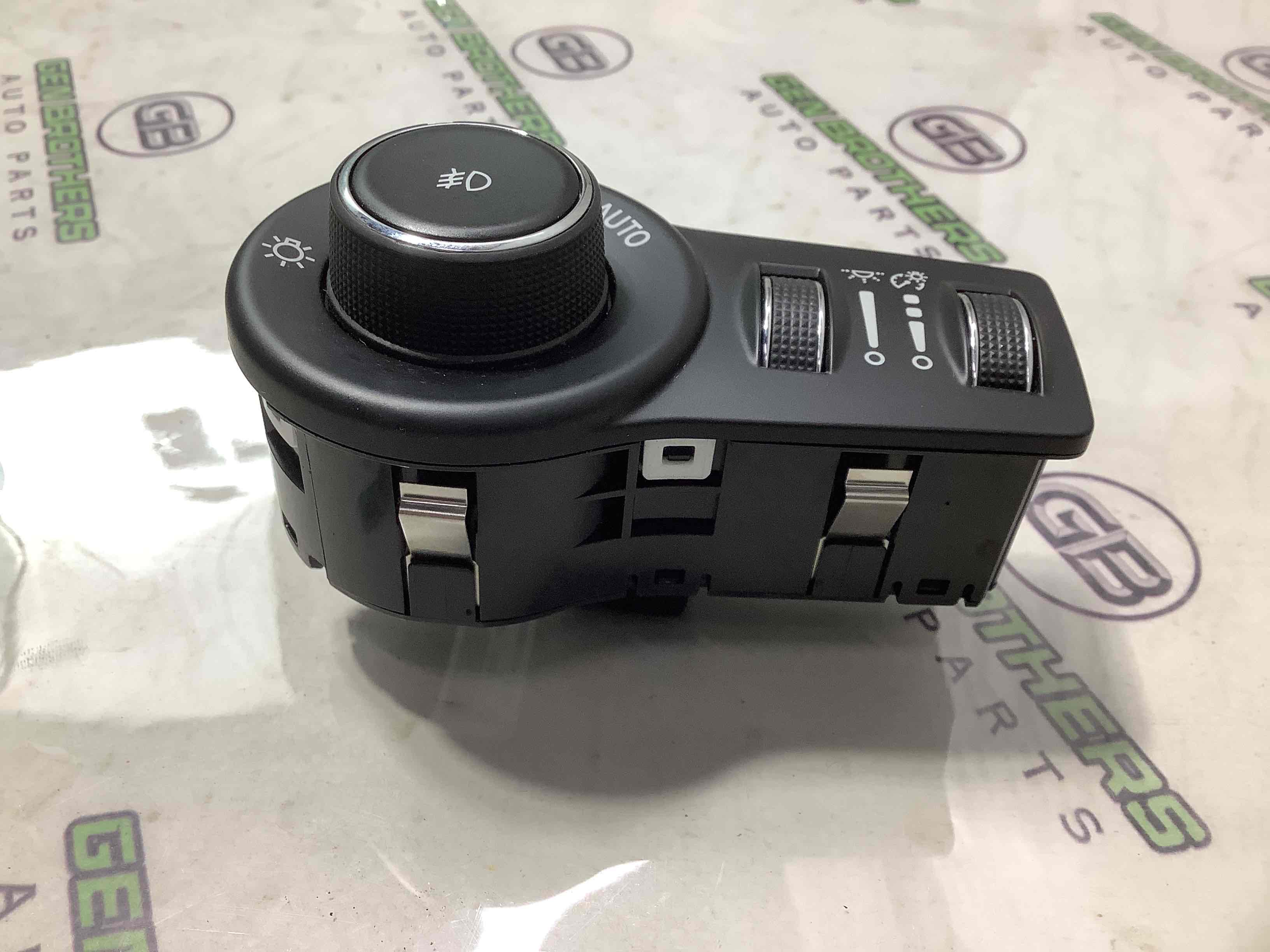 Блок керування світлом, блок кнопок світла