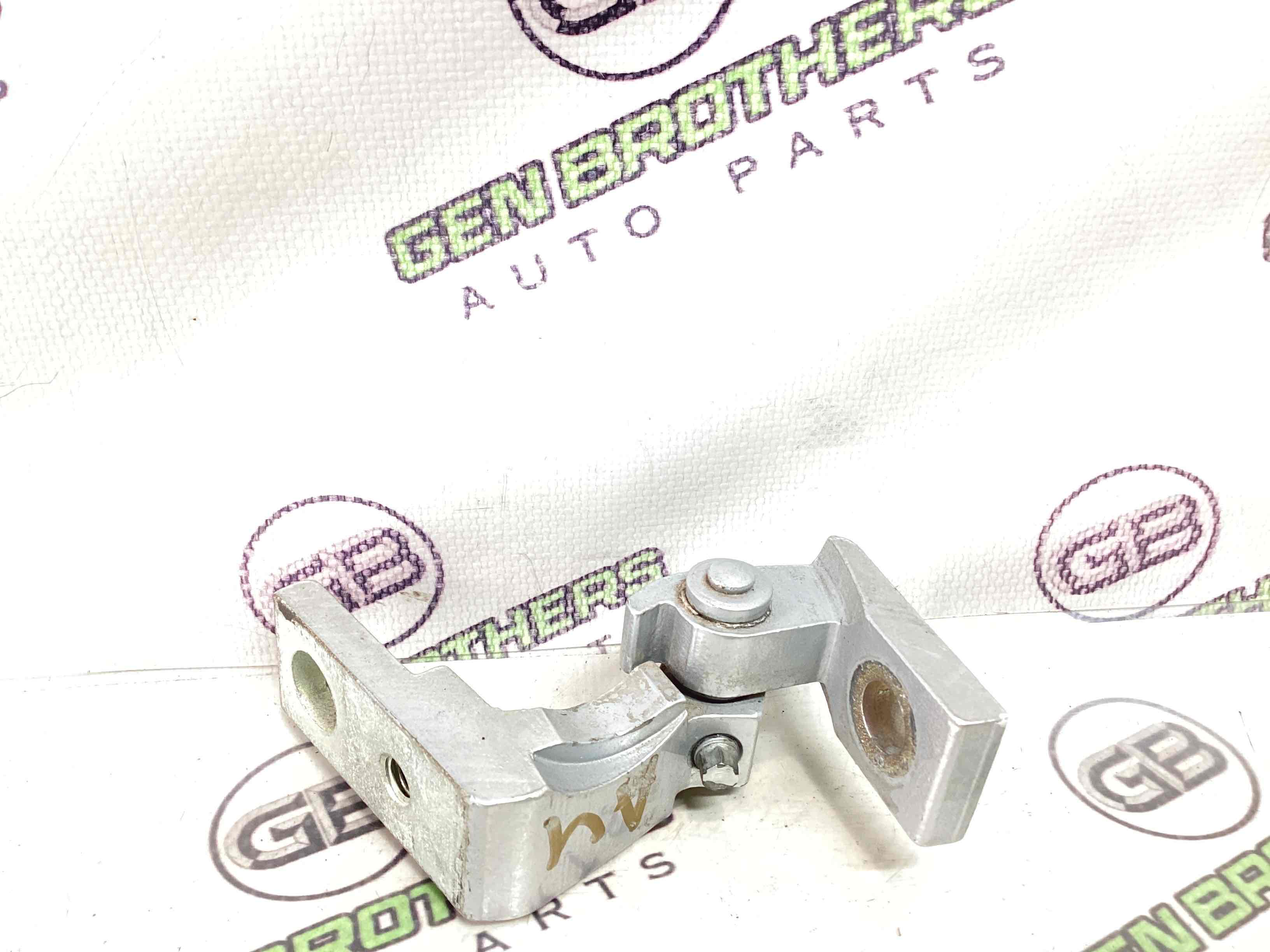 Петля двері, замок двері