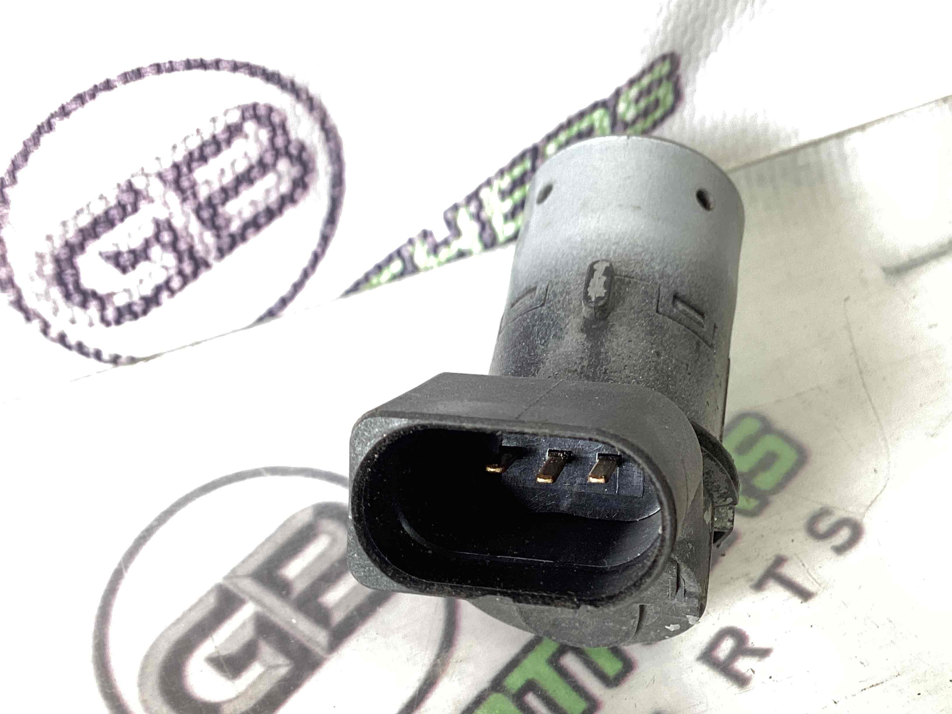 Парктронік, кріплення, корпус