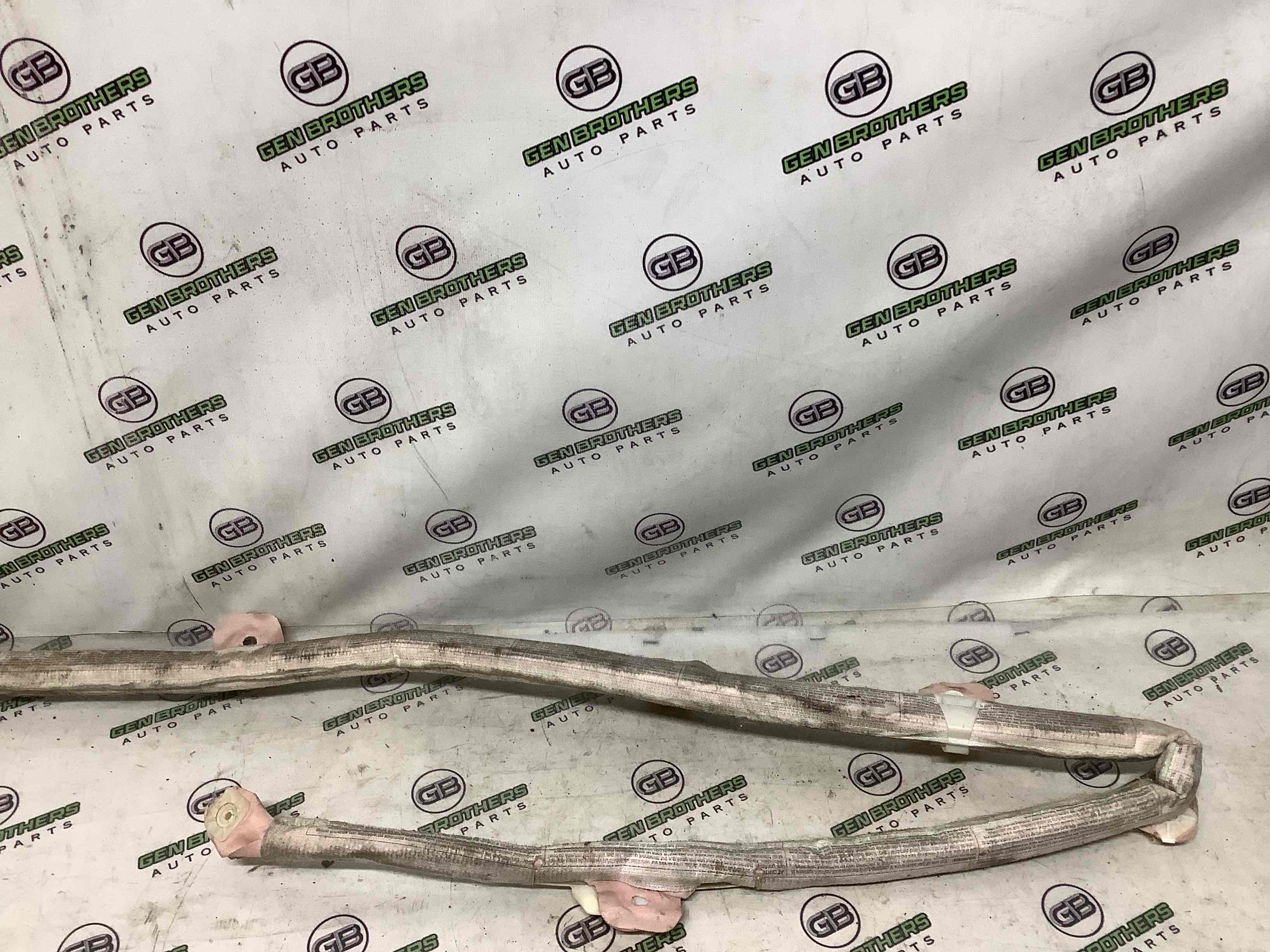 Подушка безпеки збоку шторка