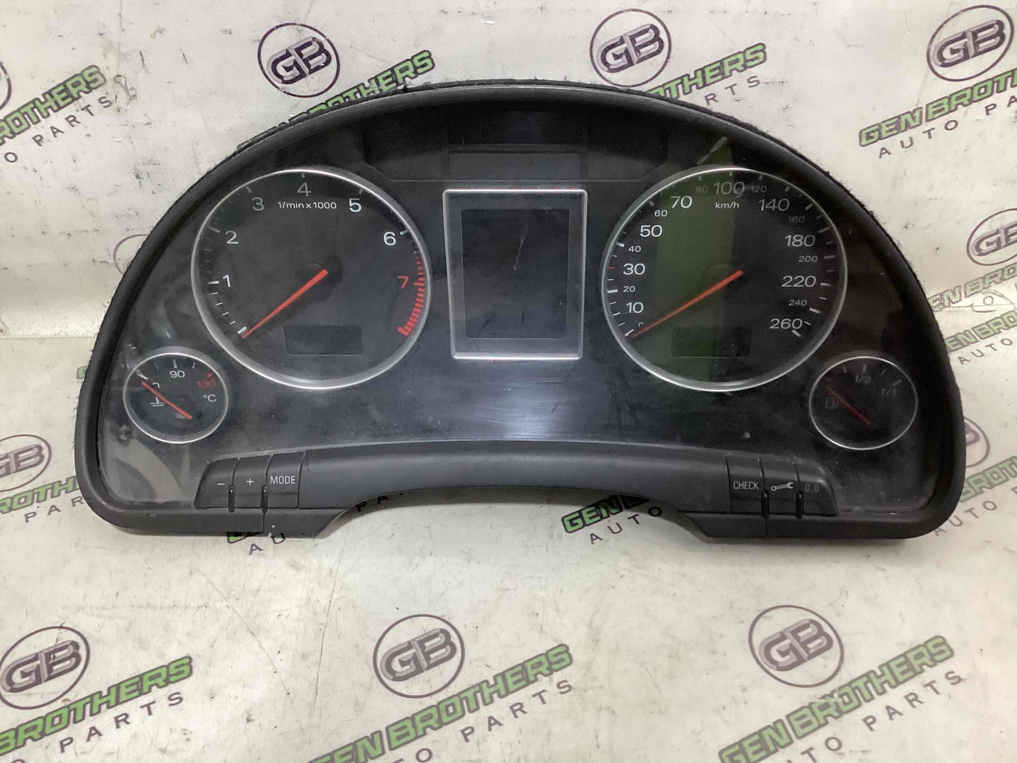 Щиток приладів панель приладів