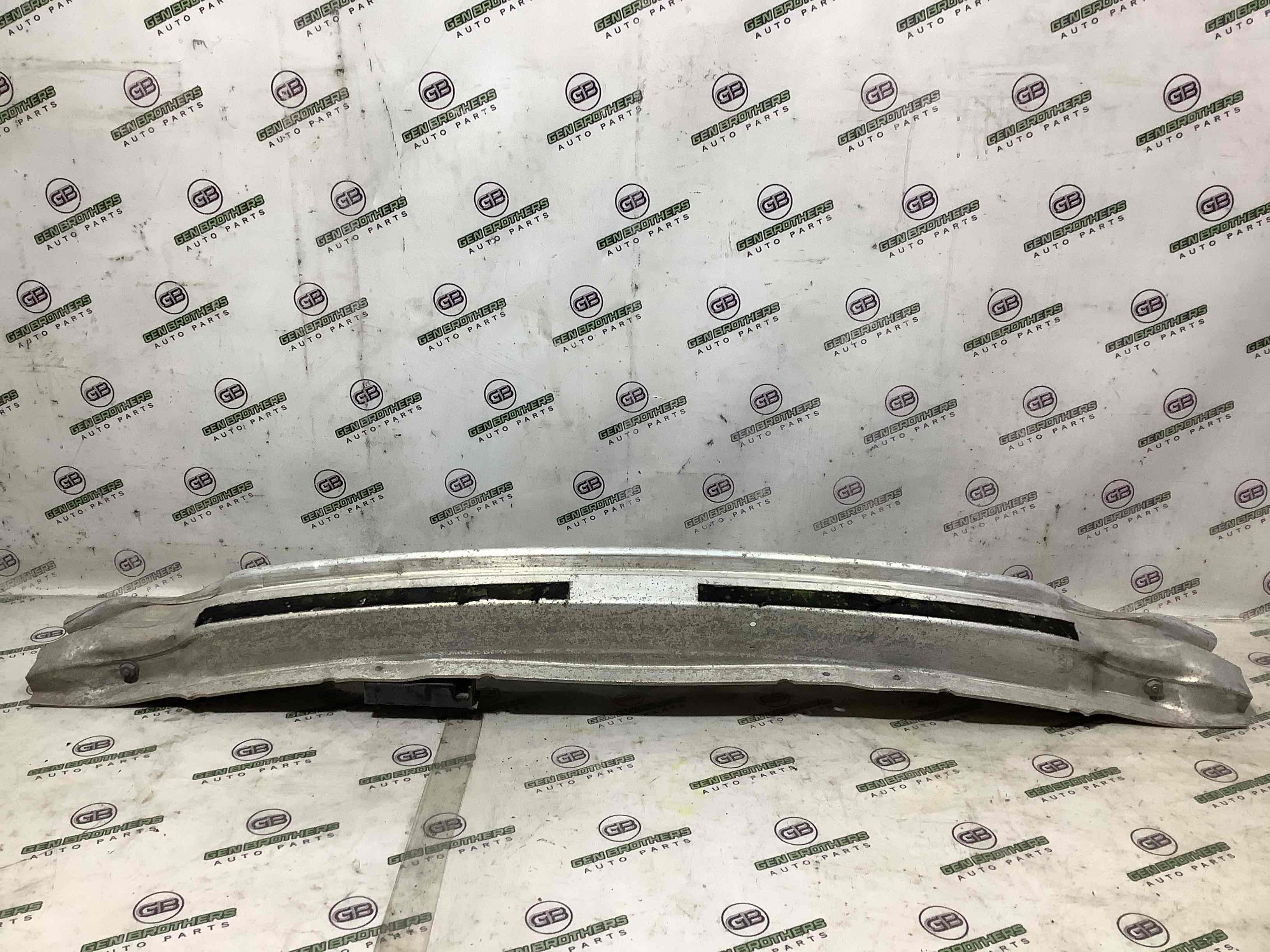 Підсилювач бампера заднього