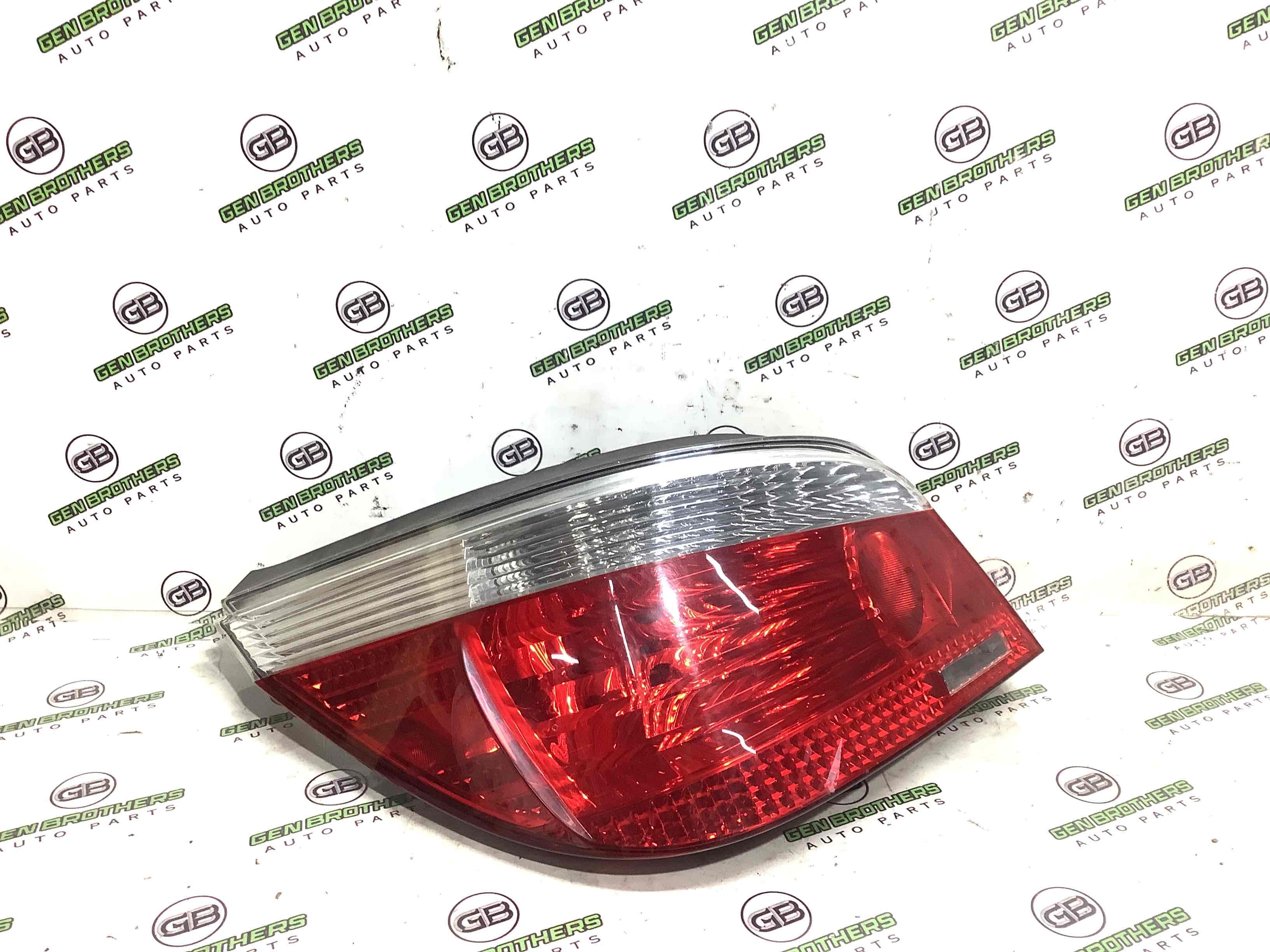 Ліхтар задній лівий