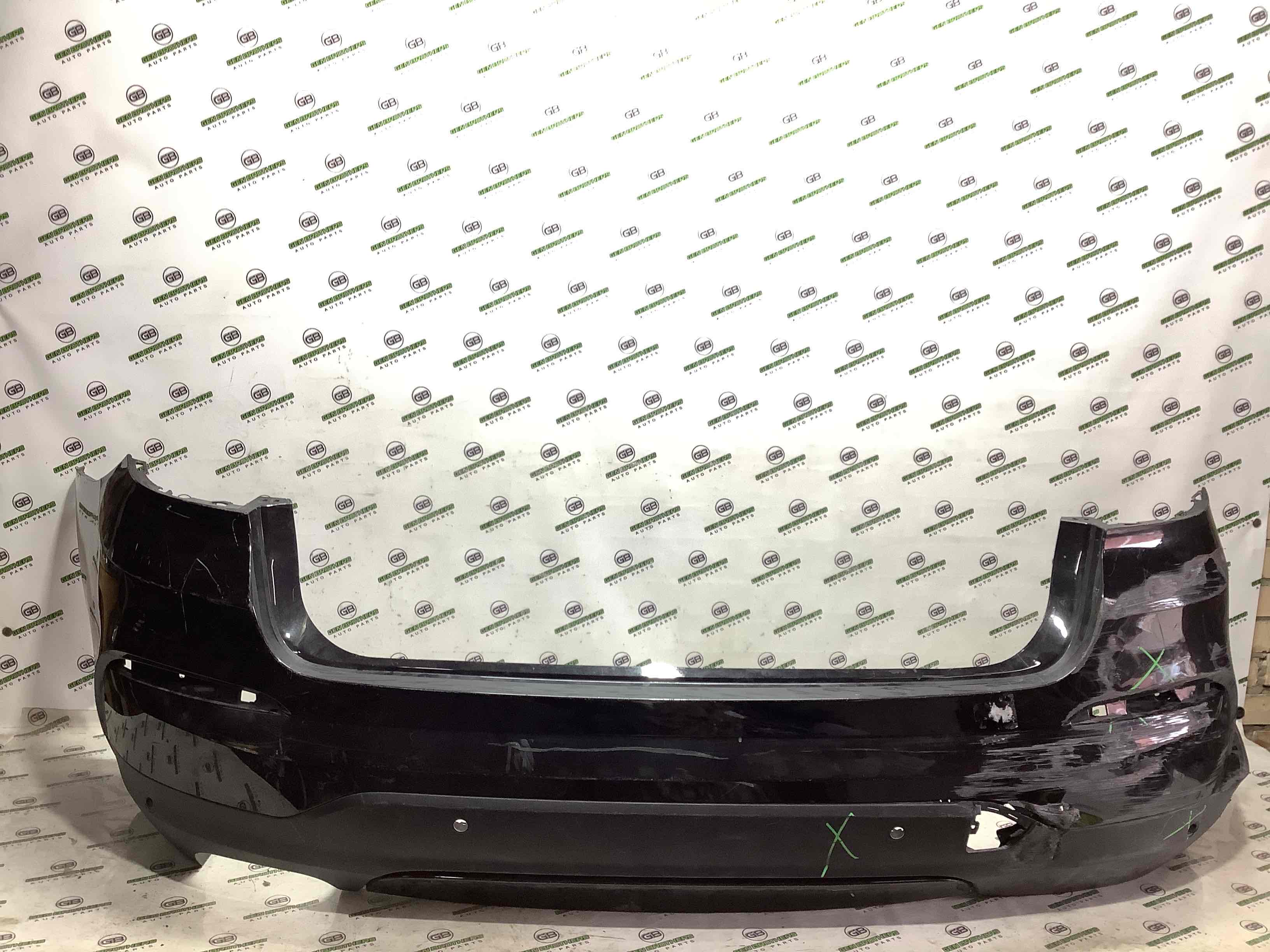 Бампер задній