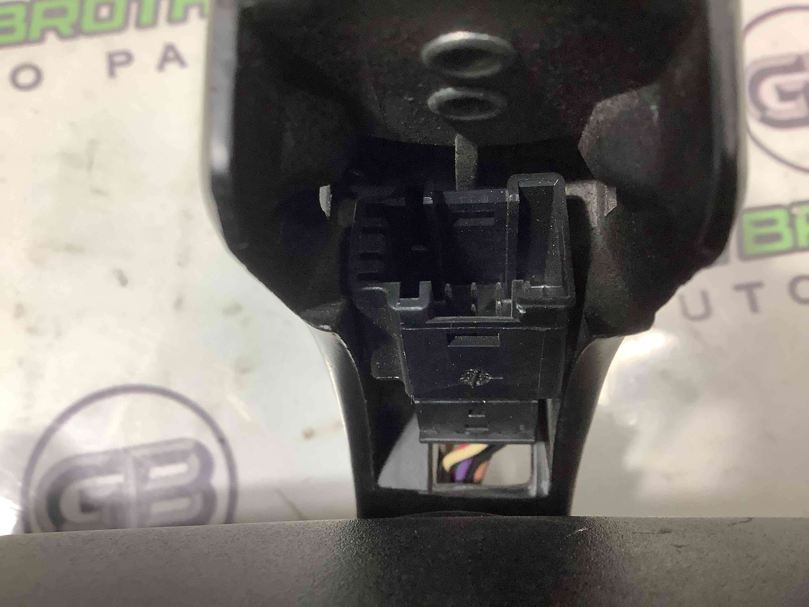 Дзеркало салону, корпус, кріплення, накладка