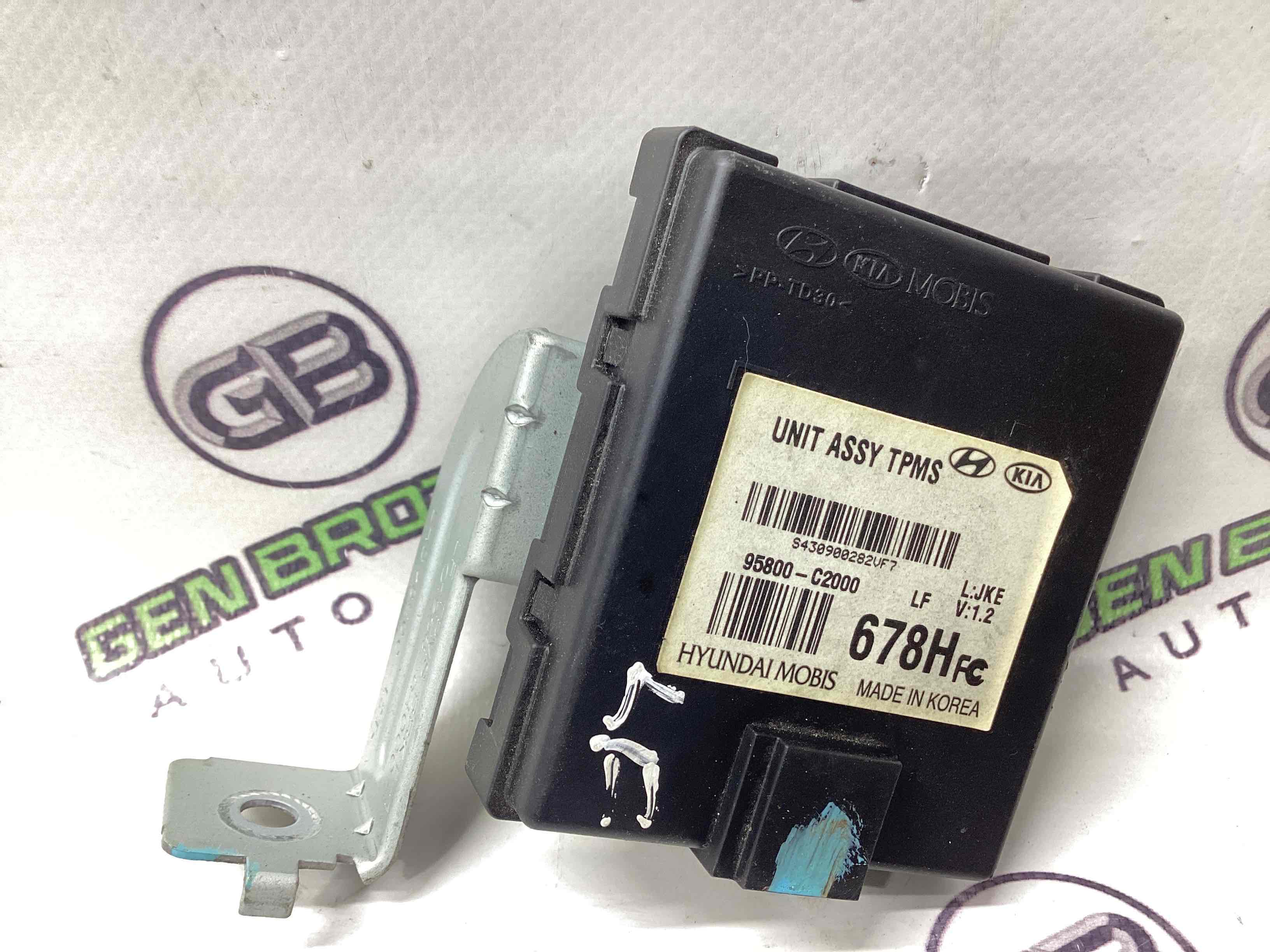 Блок контролю тиску шин