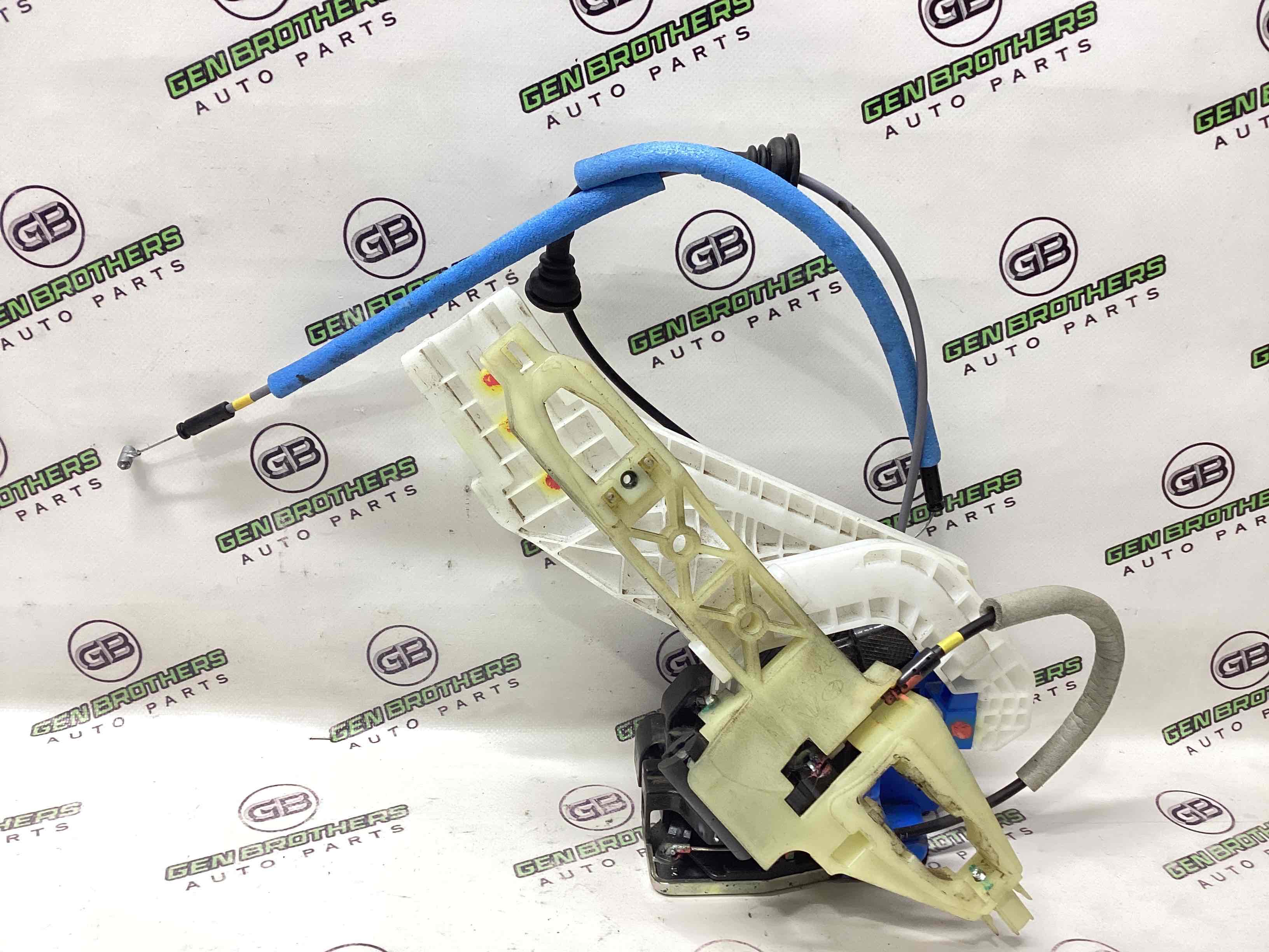 Замок дверей задньої лівої