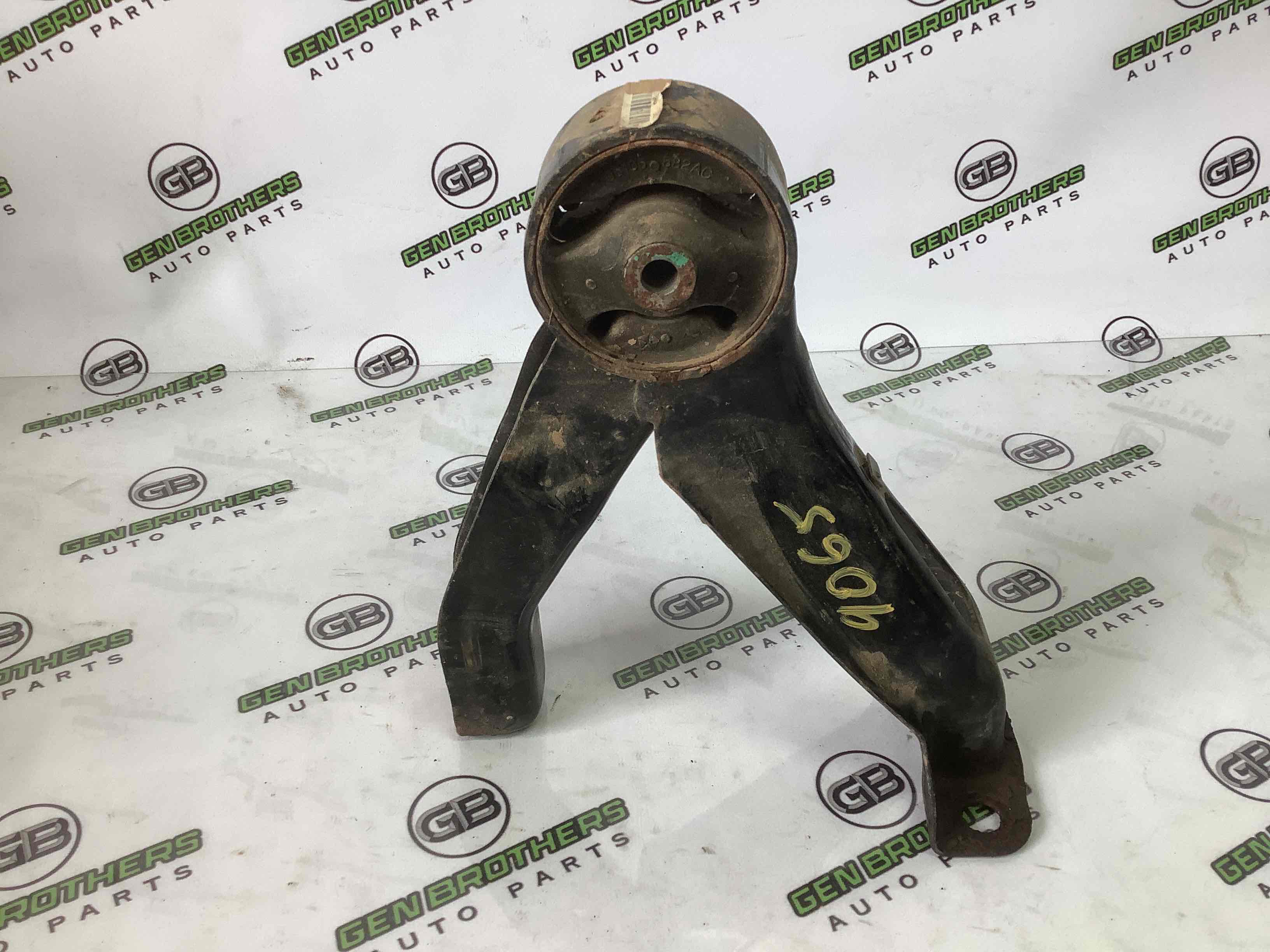 Подушка кріплення двигуна