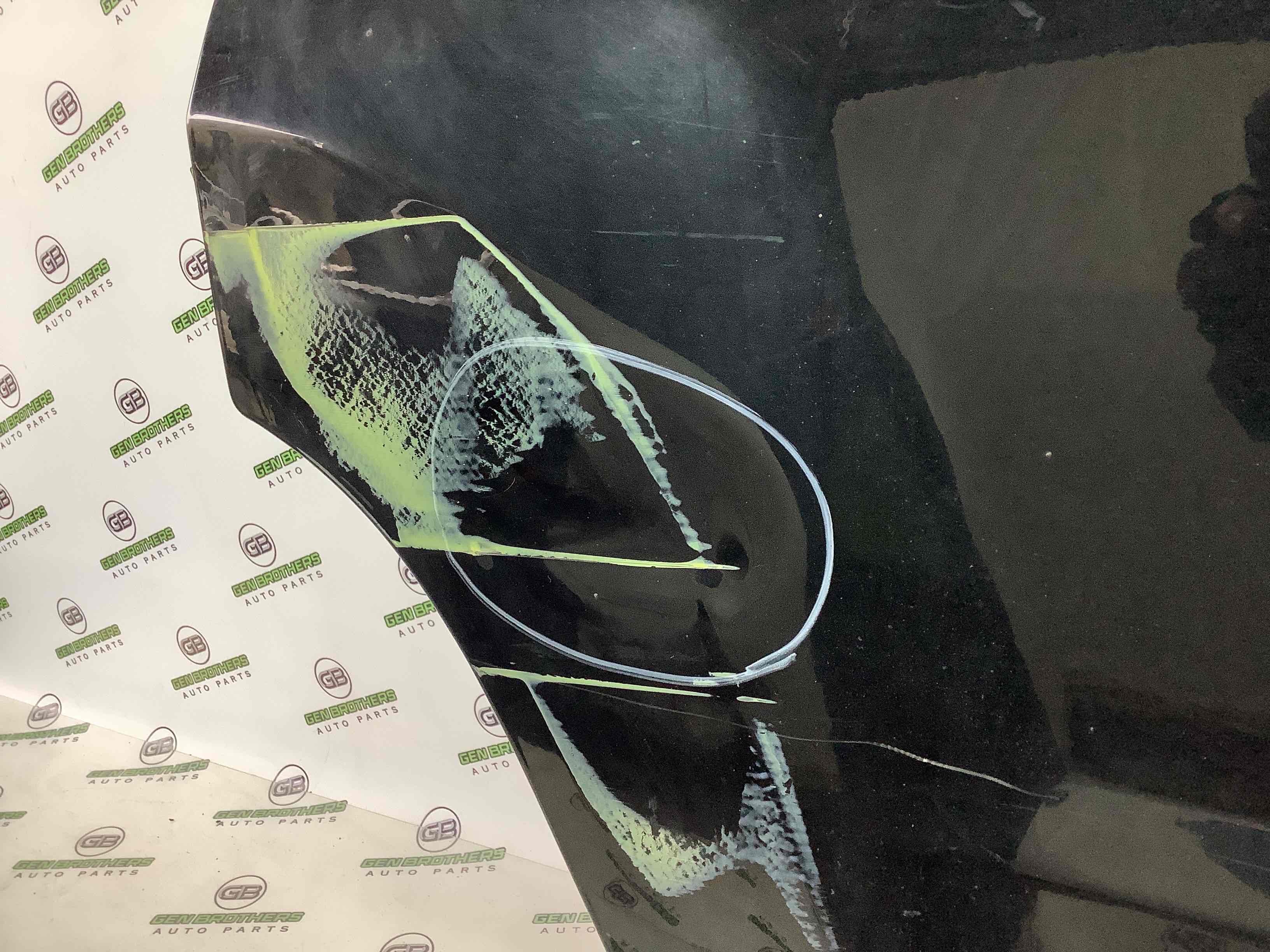 Двері задні права