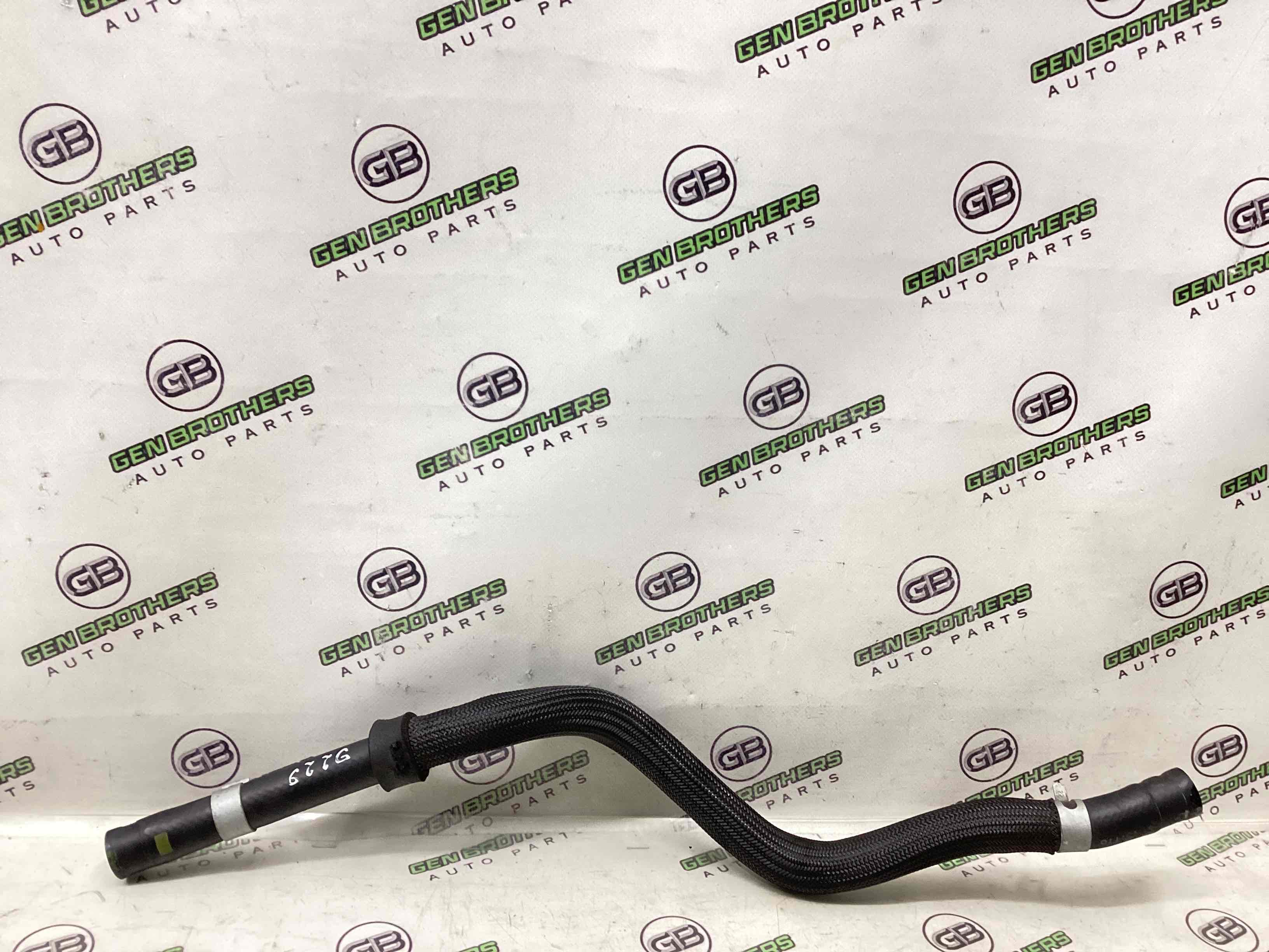 Патрубок трубопровід, шланг