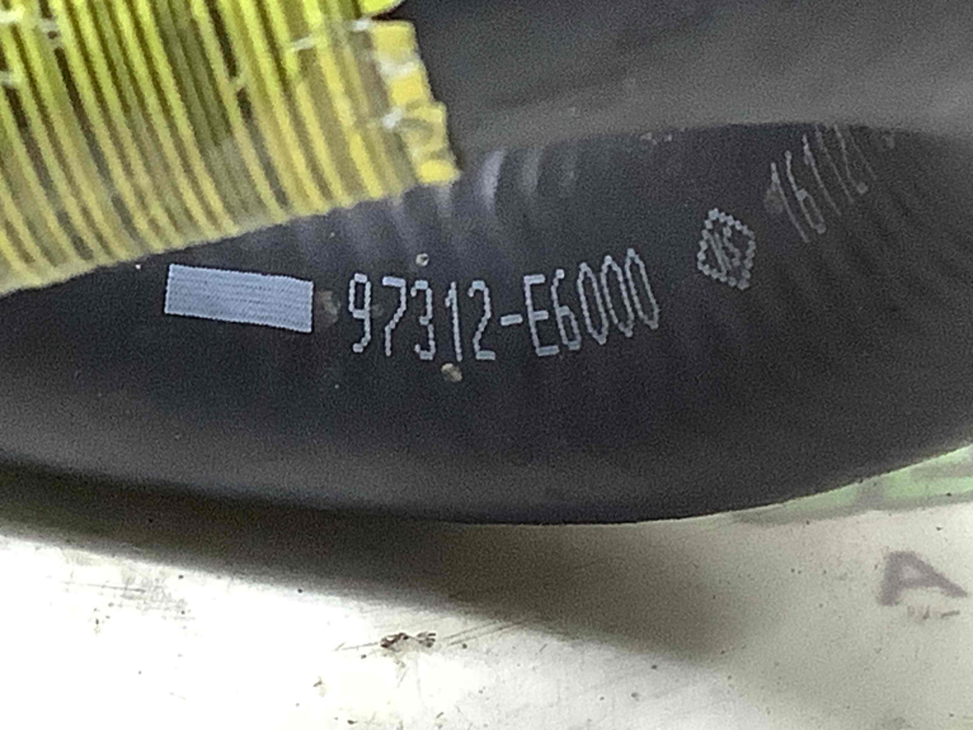 Патрубок трубопровід, шланг