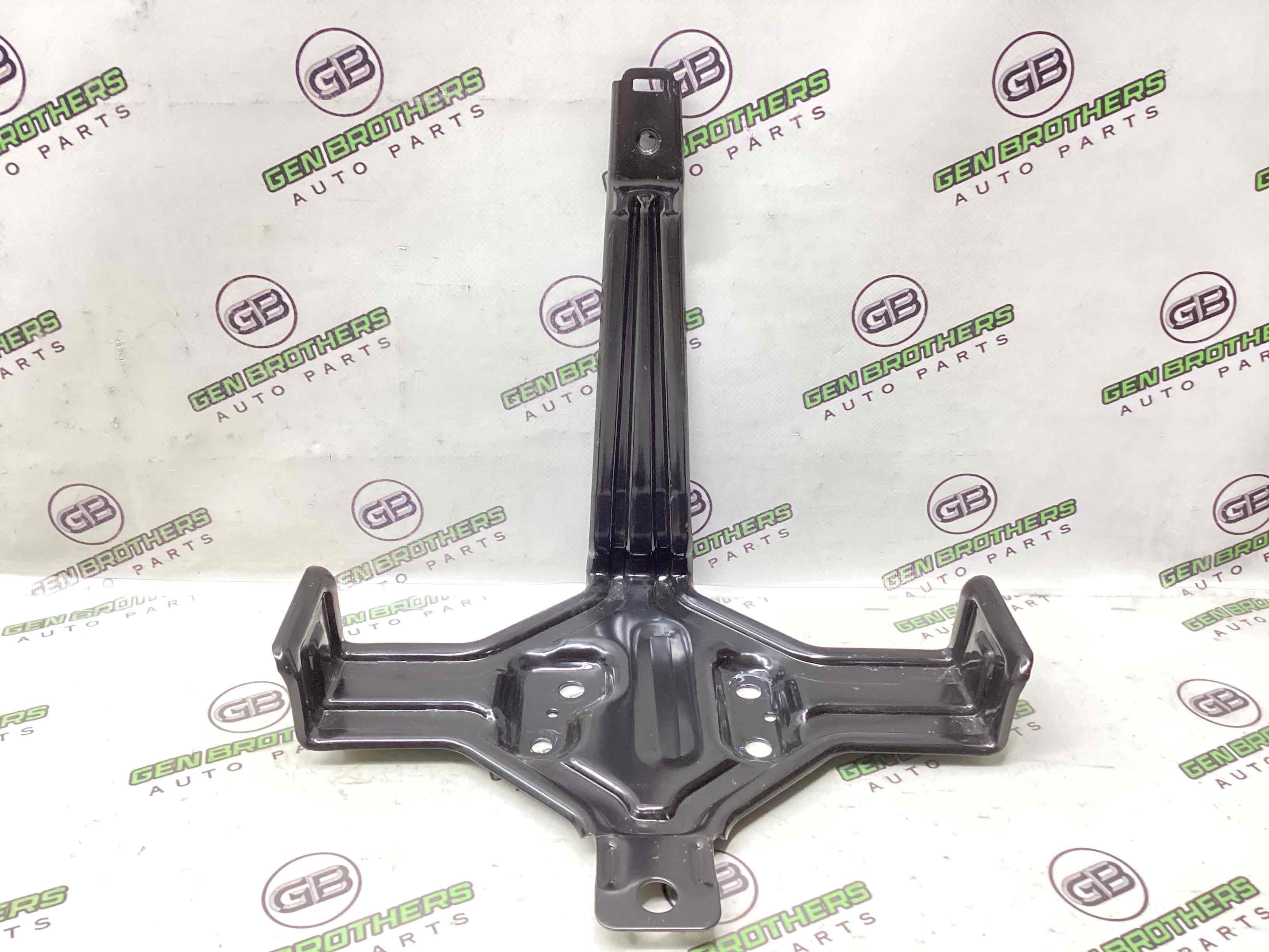 Полиця акумулятора, кришка, кріплення майданчик АКБ