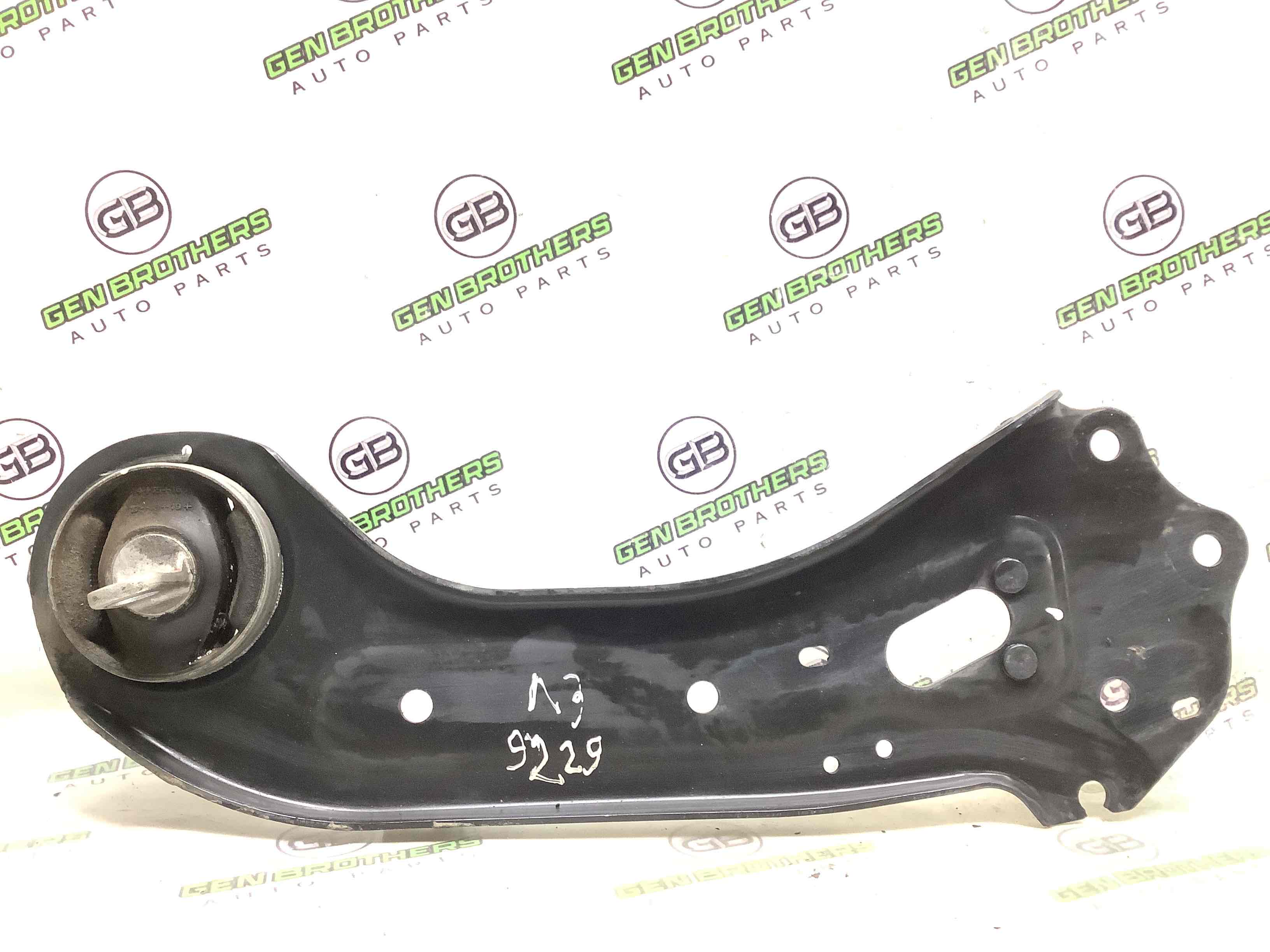 Важіль задній лівий