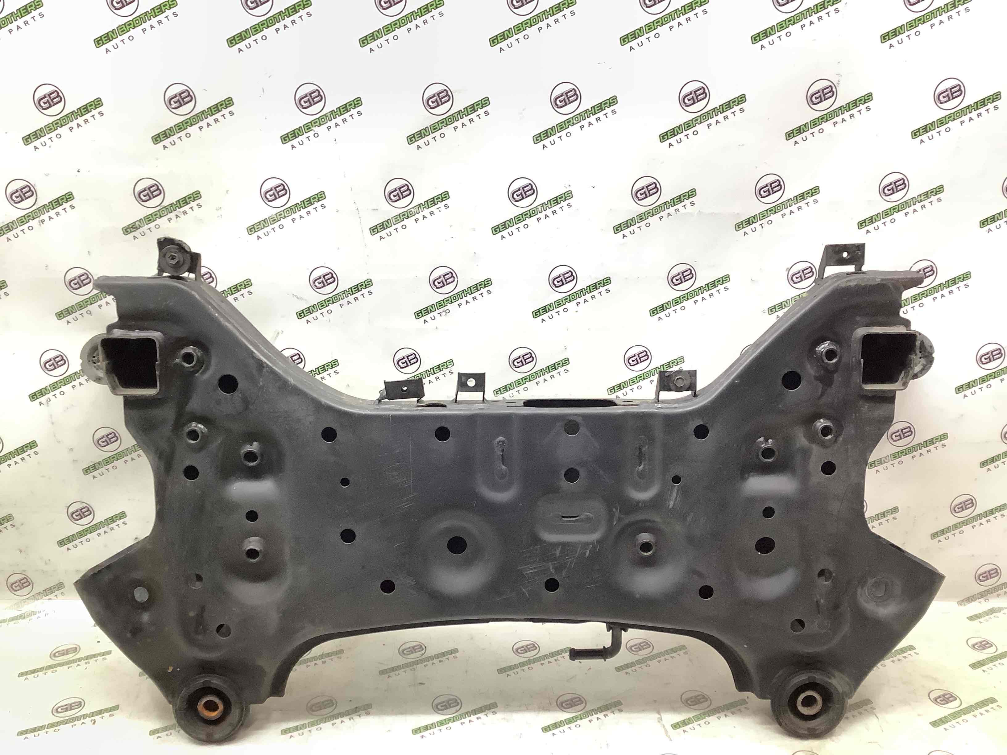 Балка підвіски передня підрамник