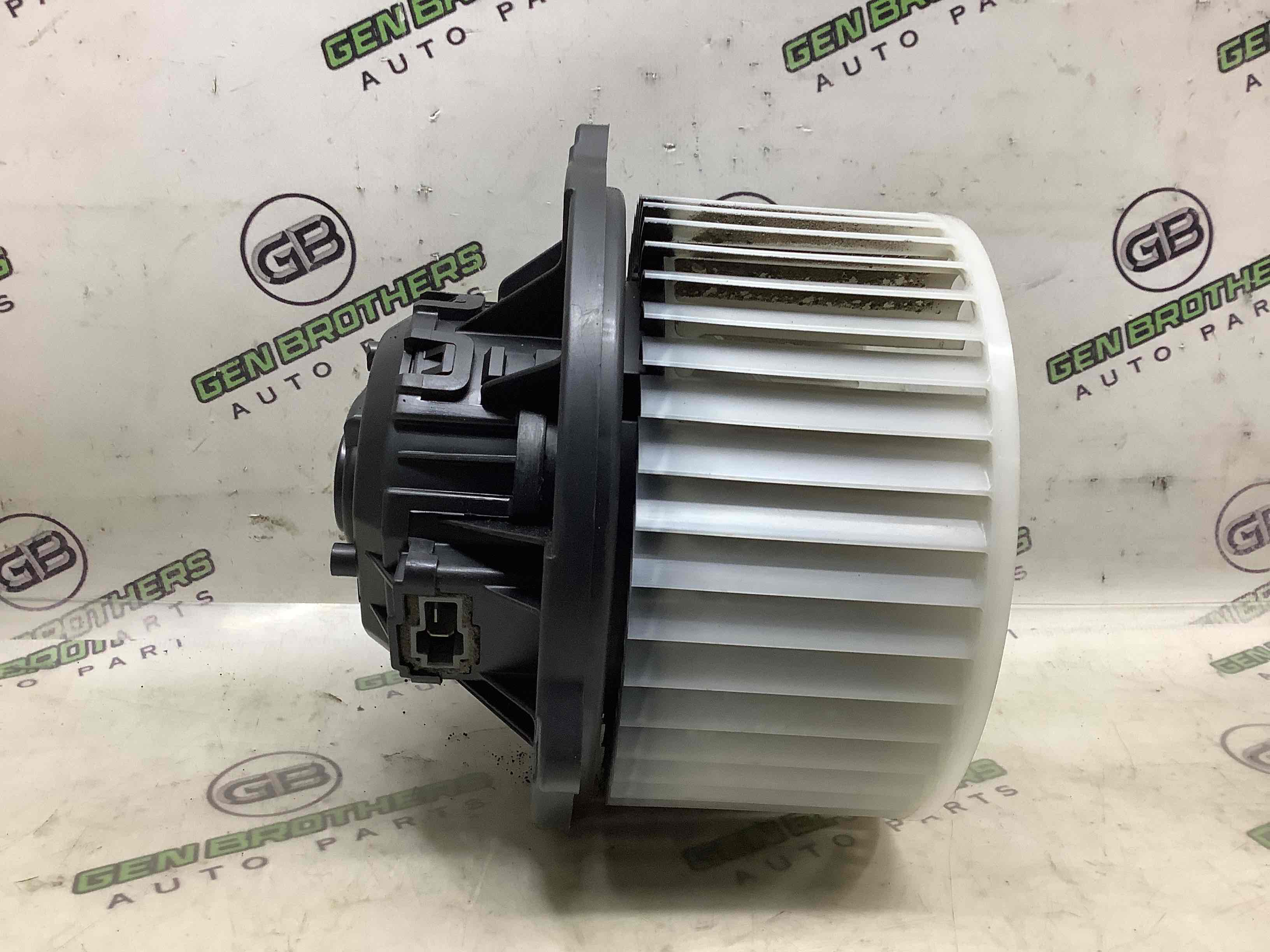 Мотор вентилятор пічки