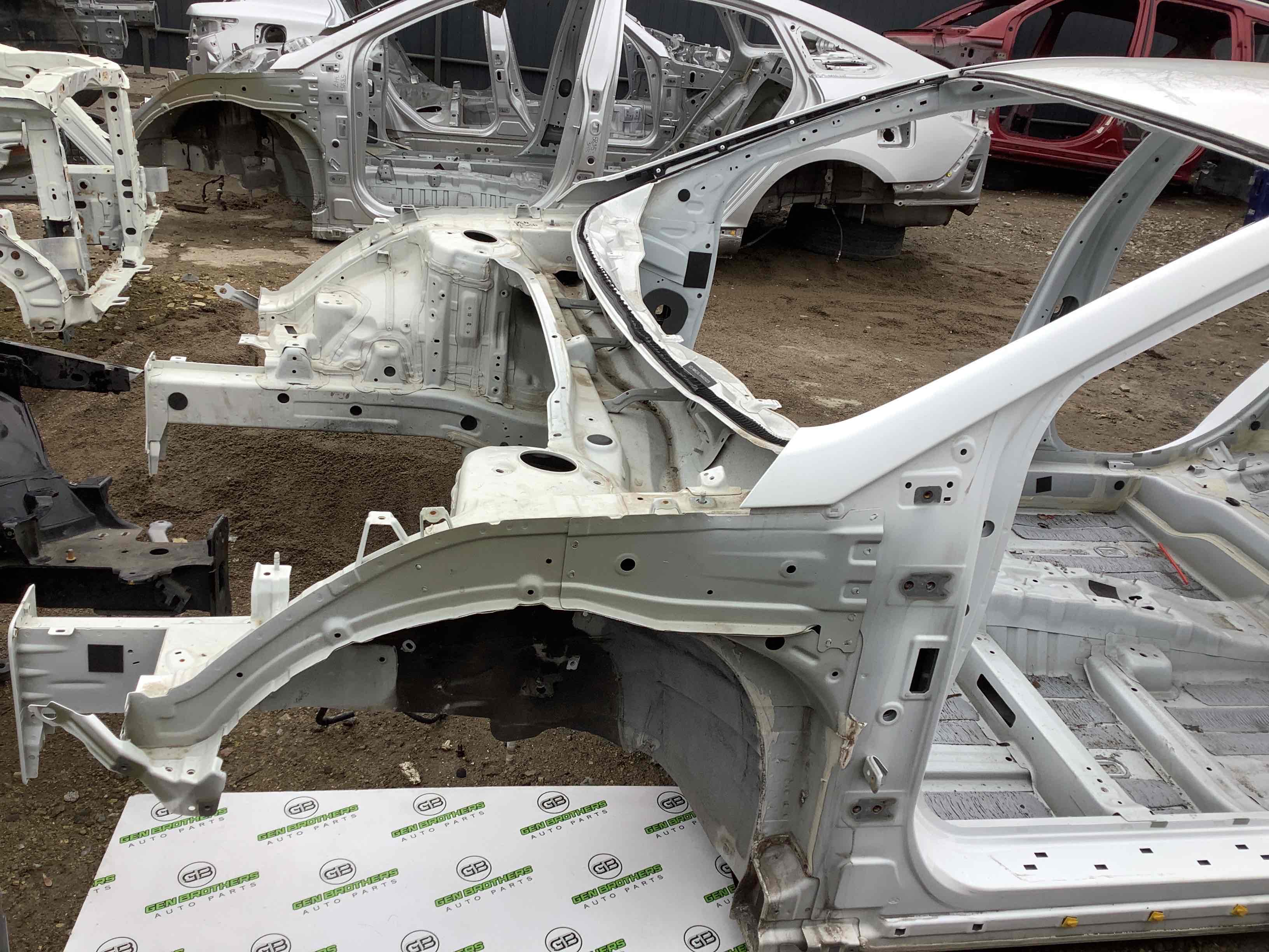 Чверть передня ліва