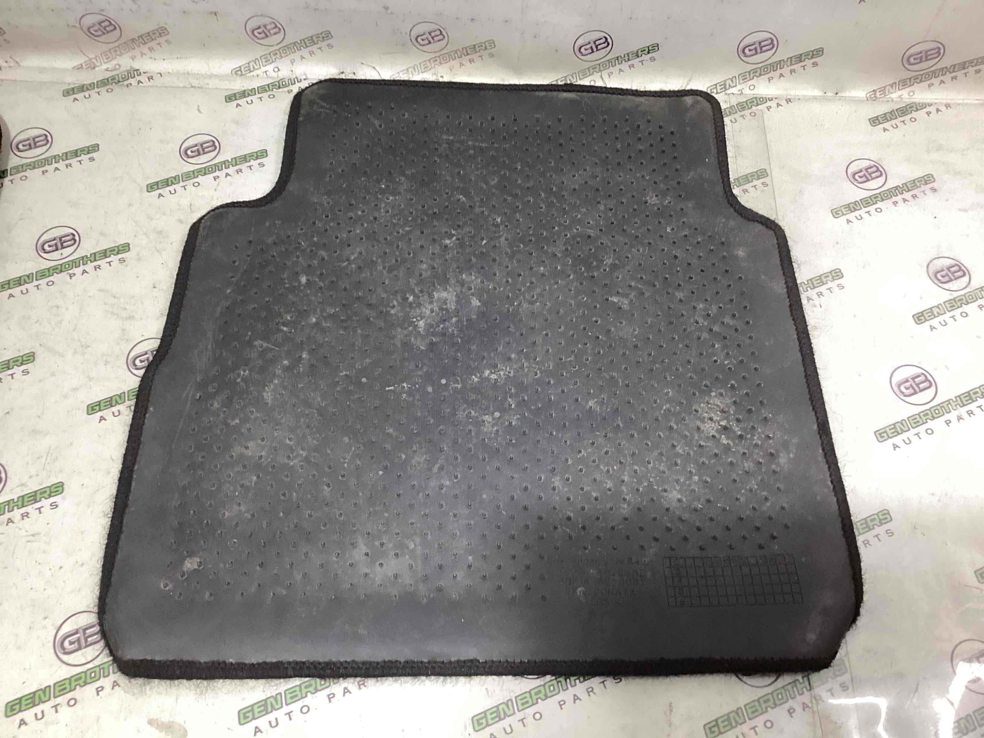 Килимки комплекти, підлога салону