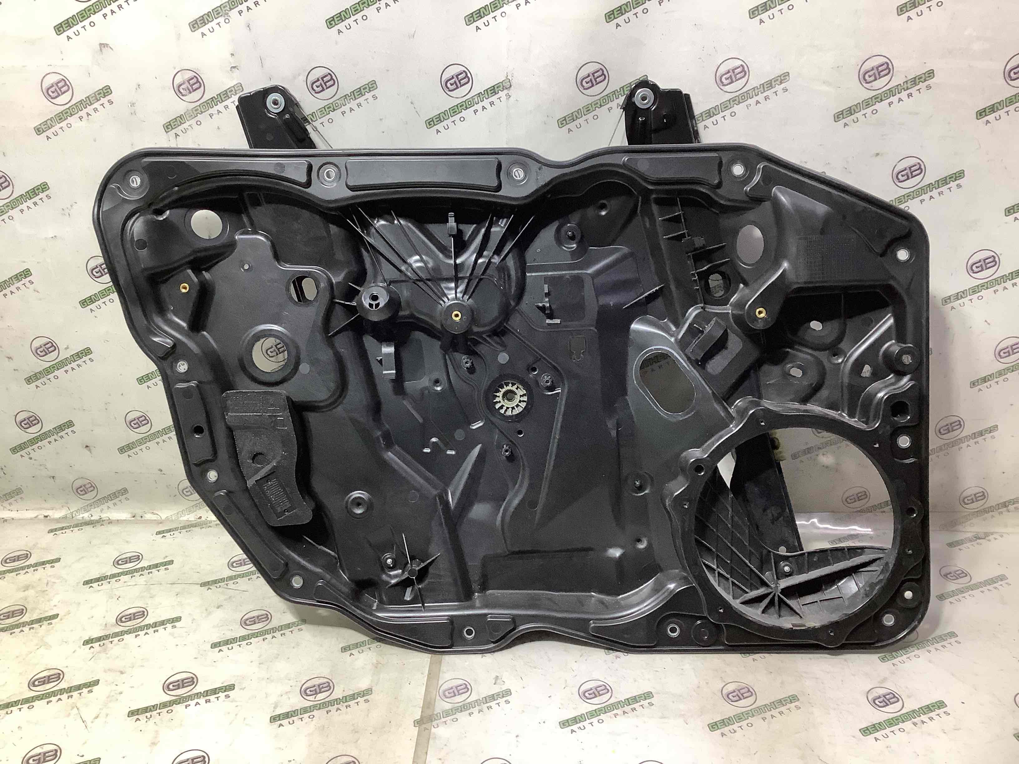 Склопідйомник передній лівий