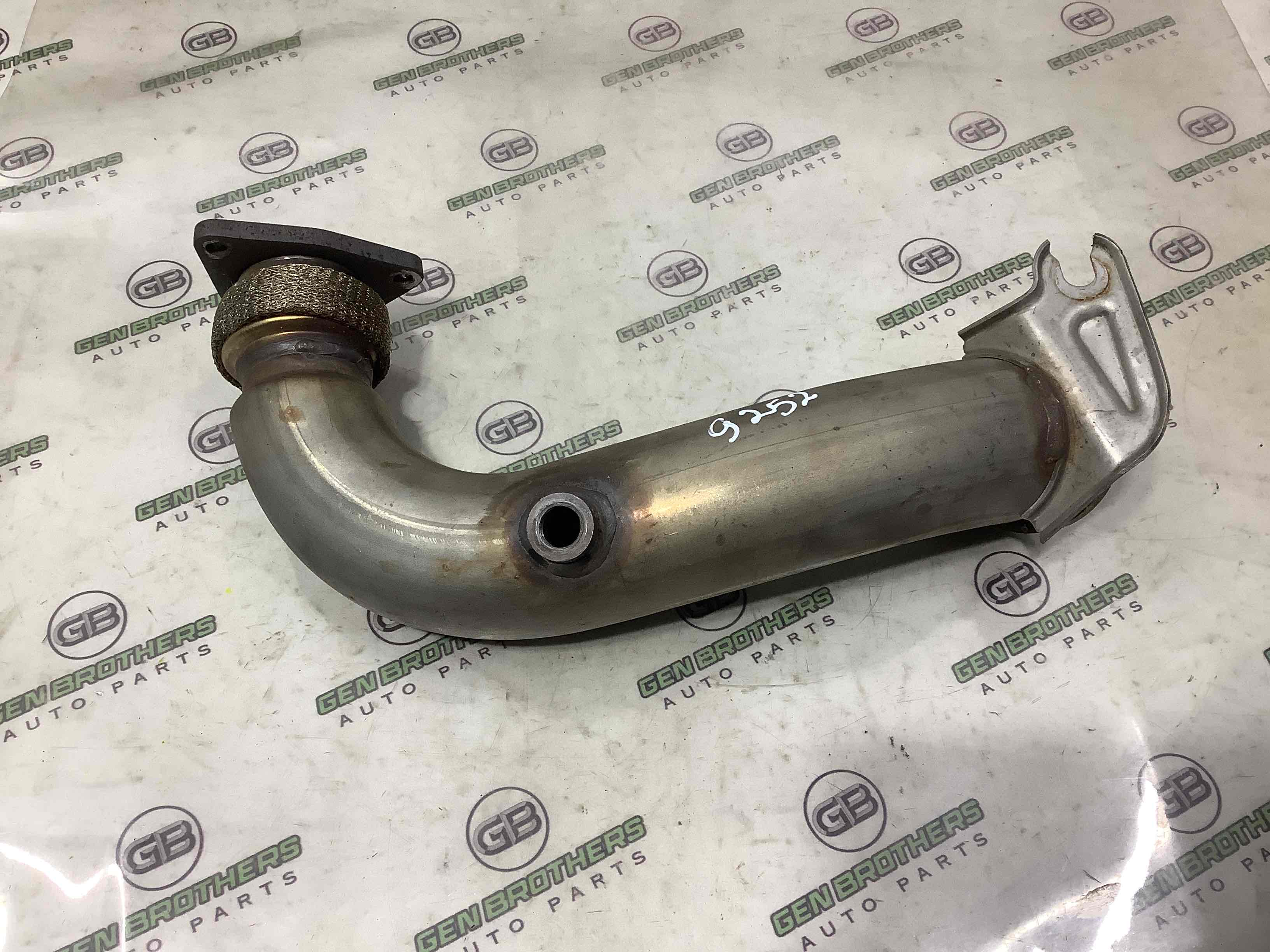 Приймальна труба глушника