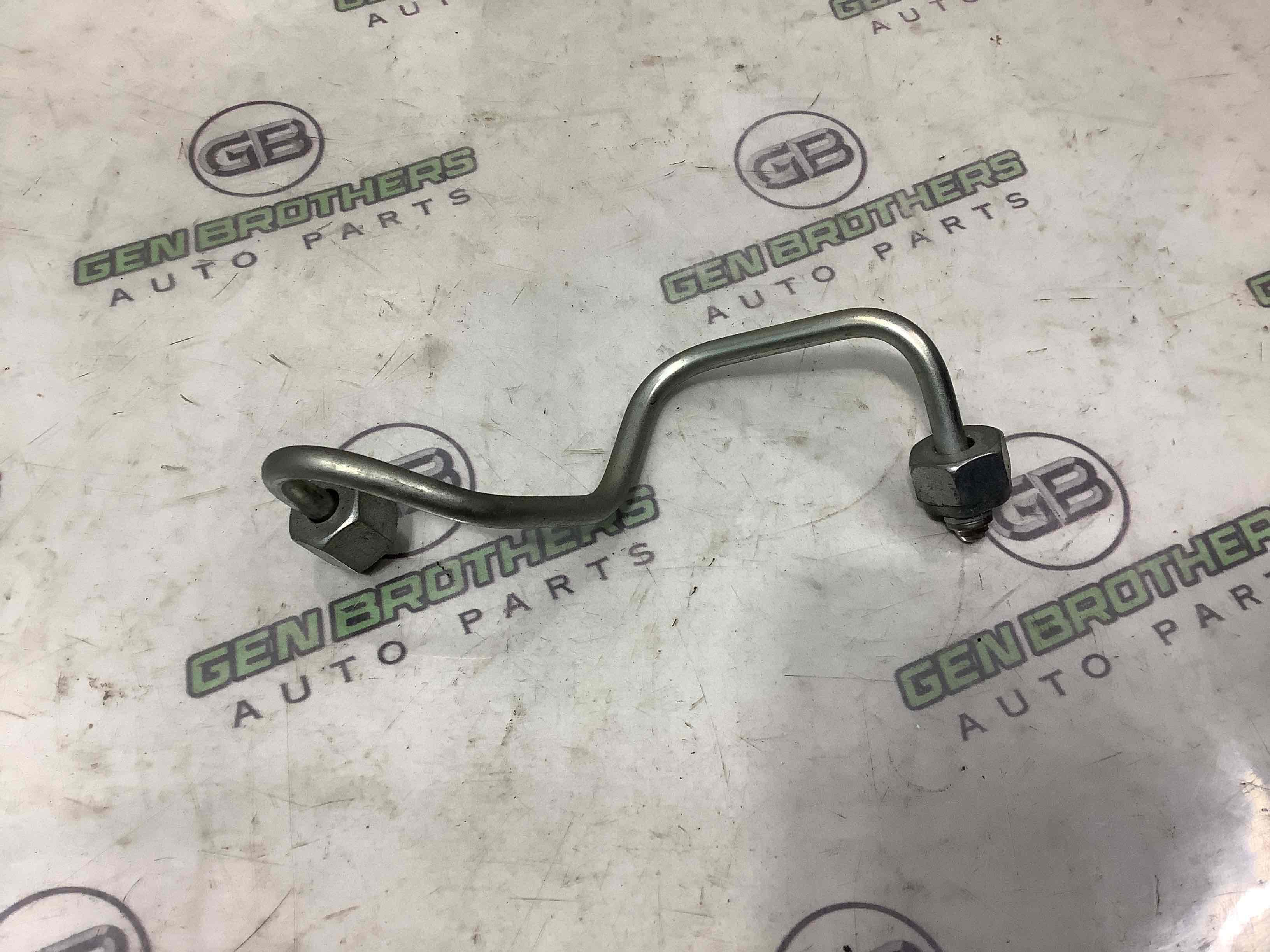 Трубка паливна