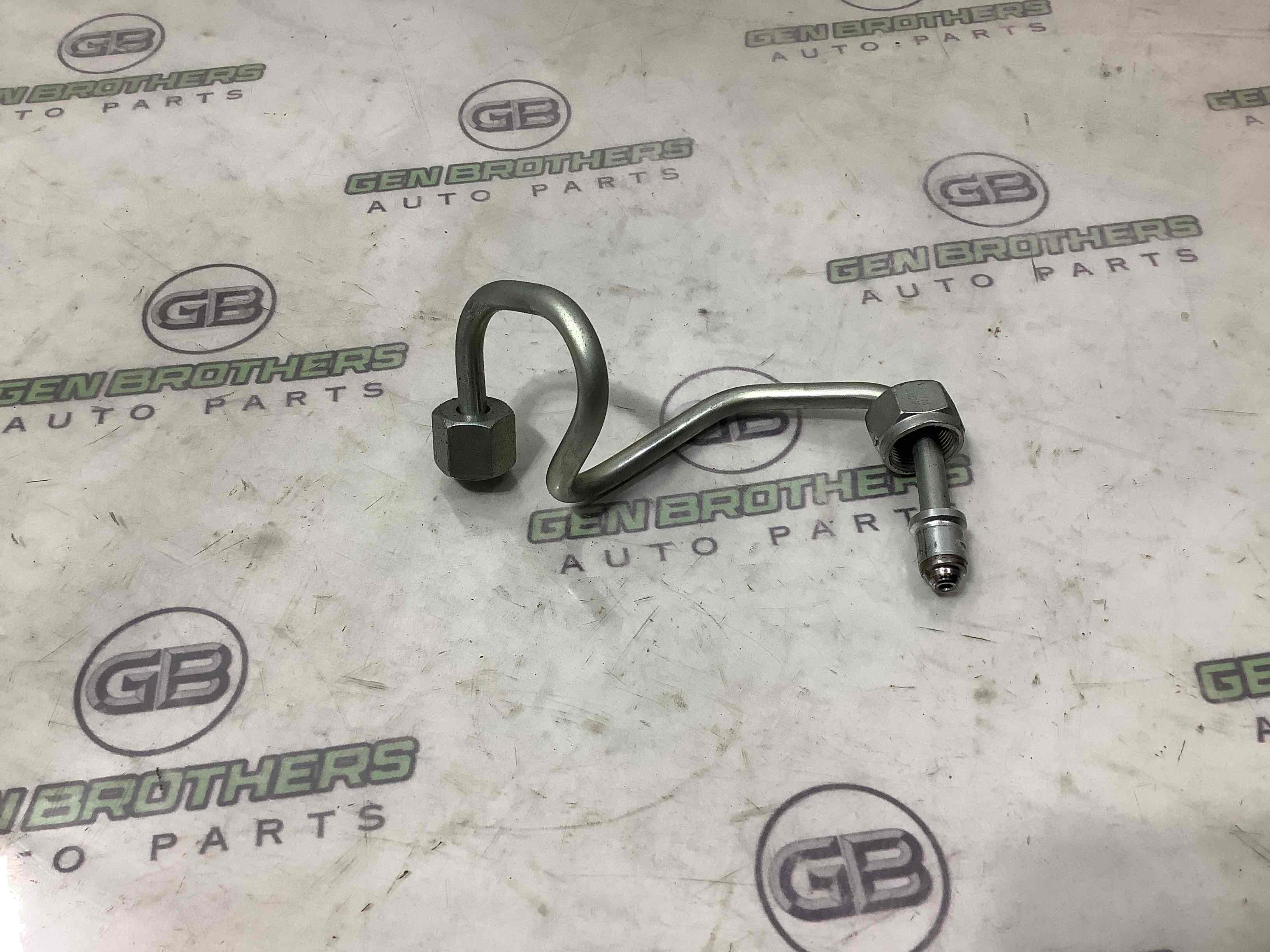 Трубка паливна