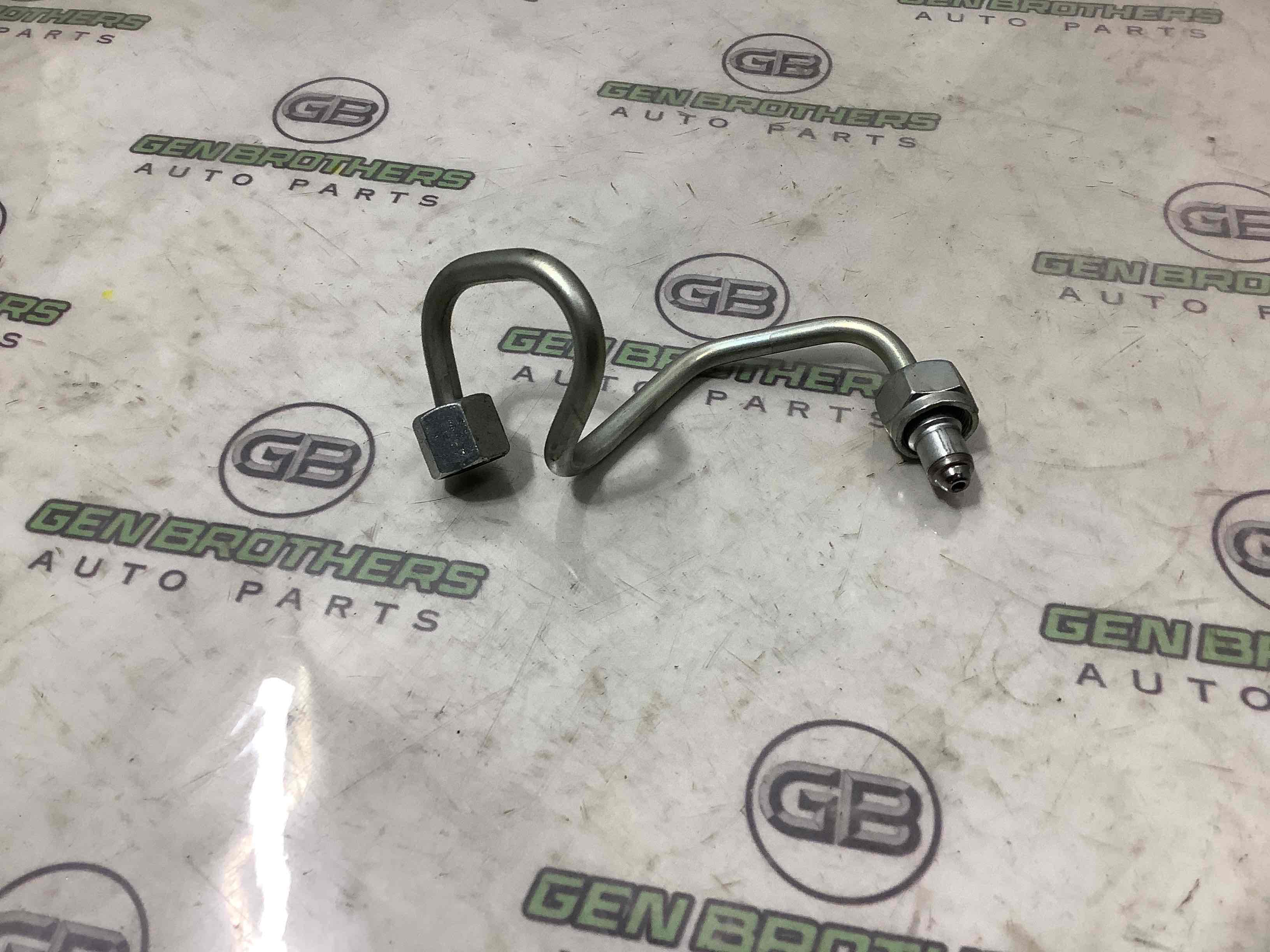 Трубка паливна