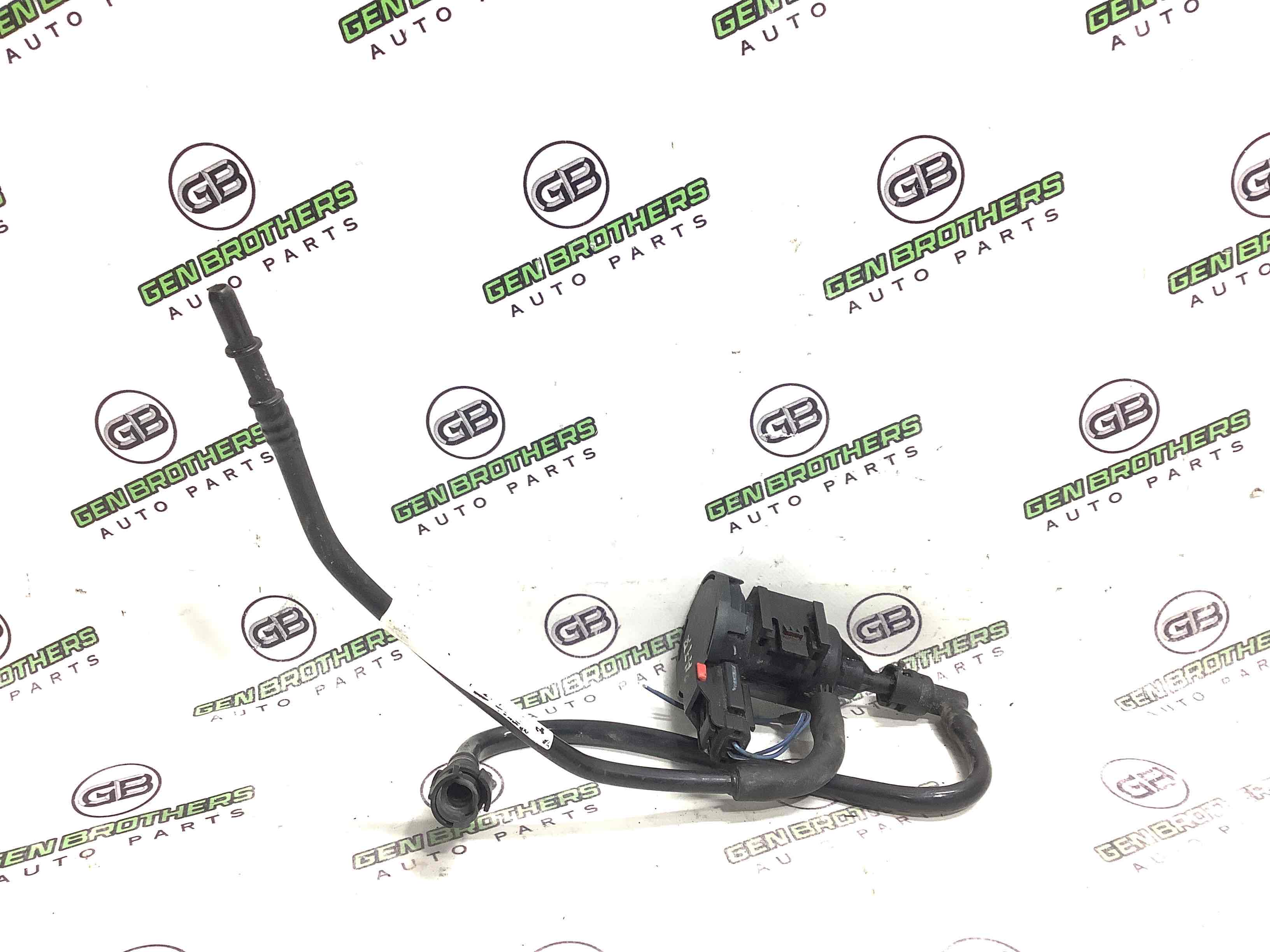 Клапан вентиляції паливного бака